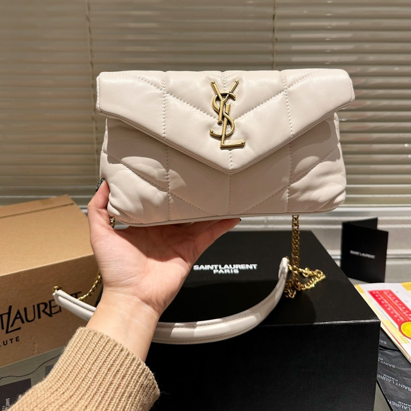 Y    Cloud Bag