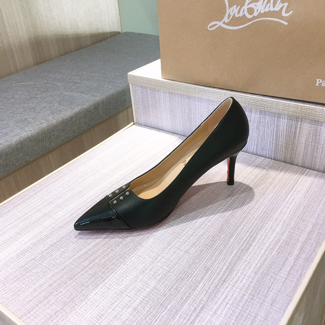 CL simple high heels