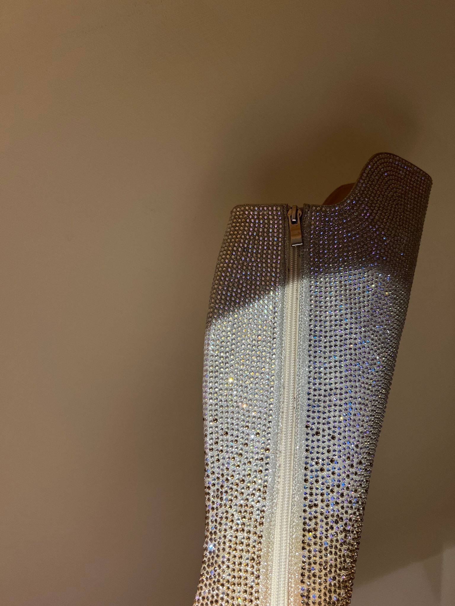 CL 23  1:1 VIP full diamond zipper high heel boots