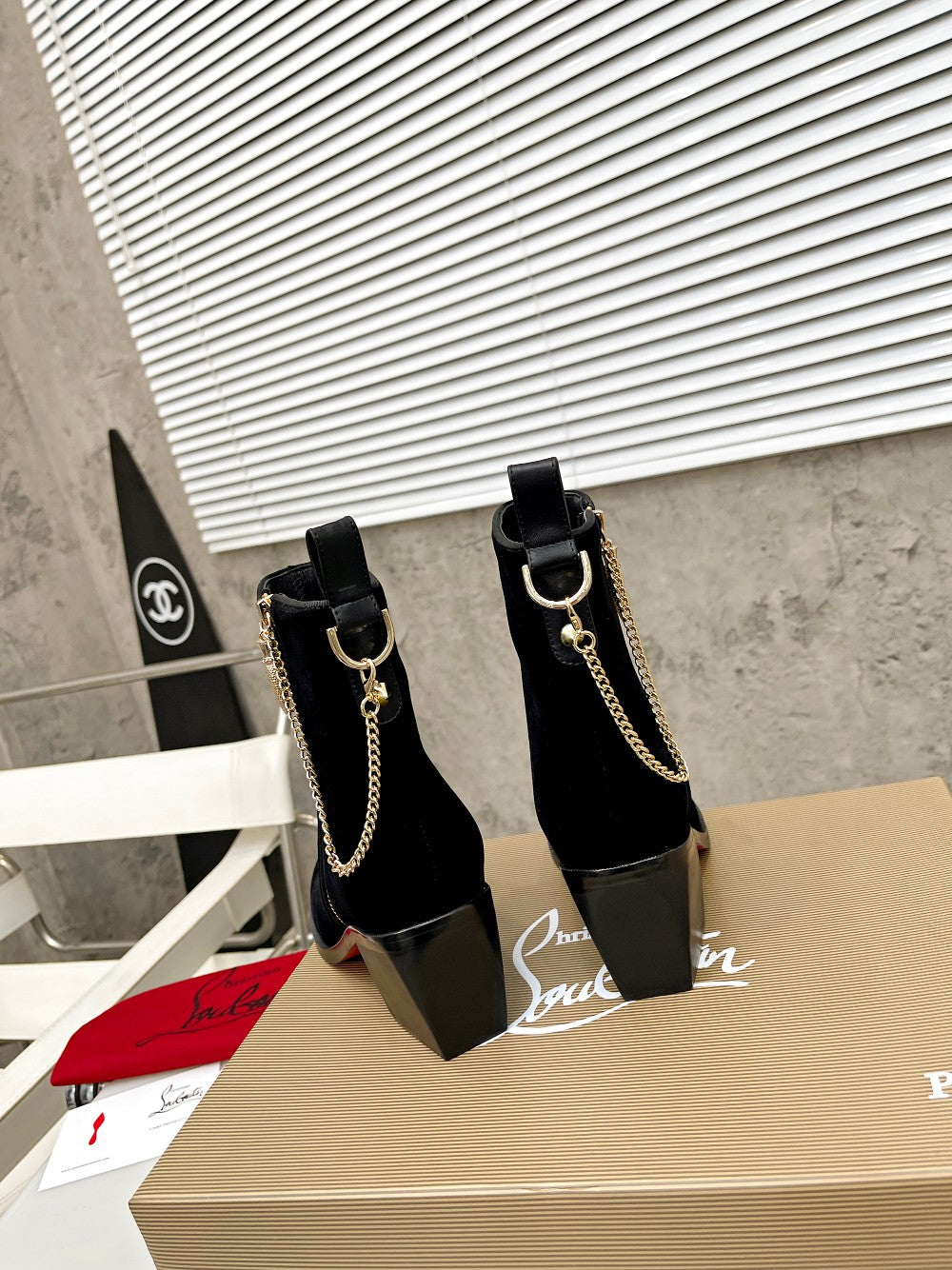 CL*  1:1 VIP Korean velvet platform boots