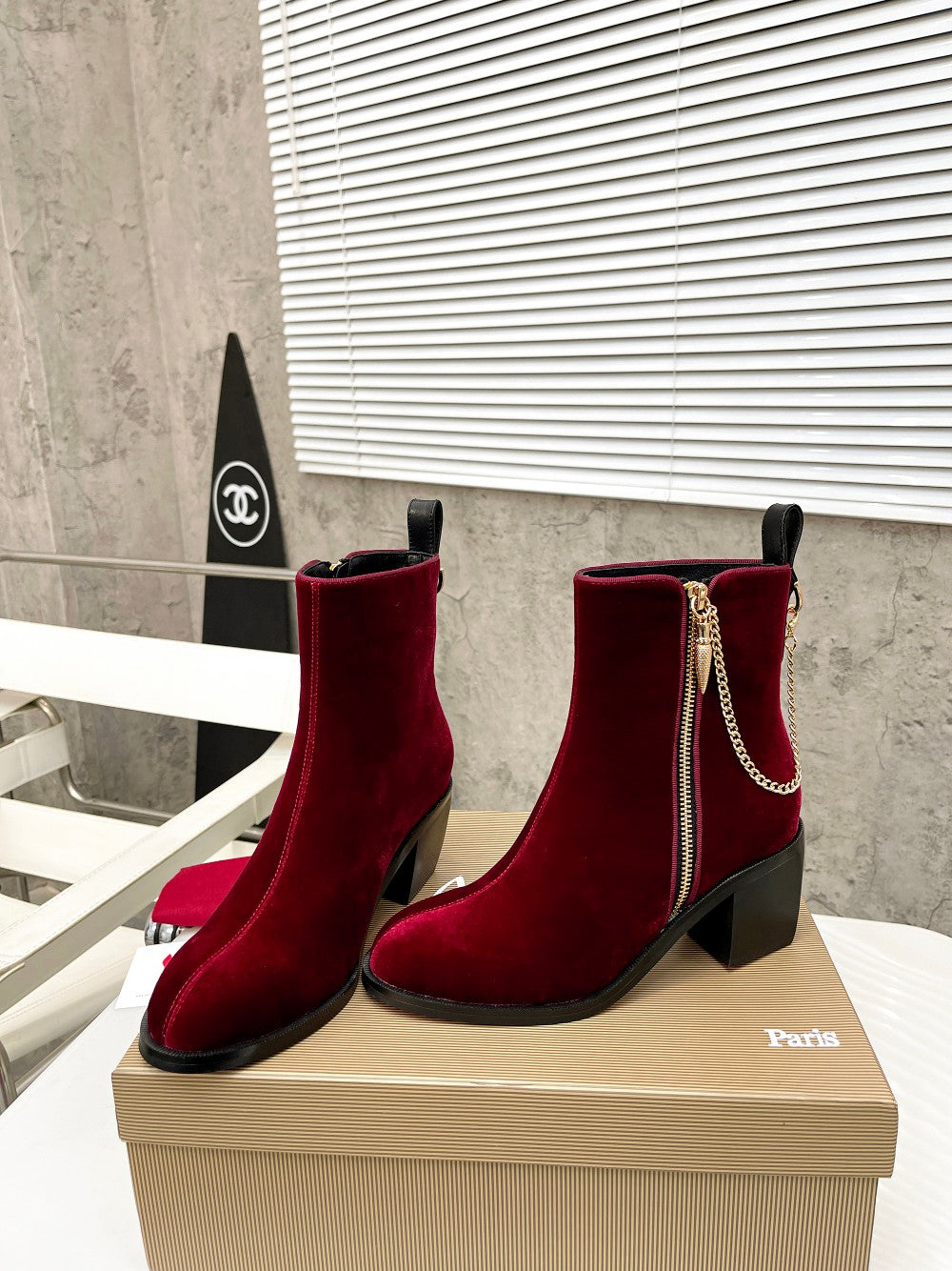 CL*  1:1 VIP Korean velvet platform boots