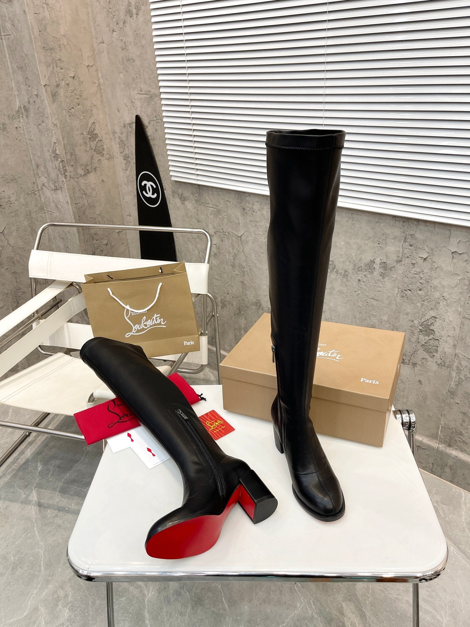CL*  1:1 VIP velvet boots