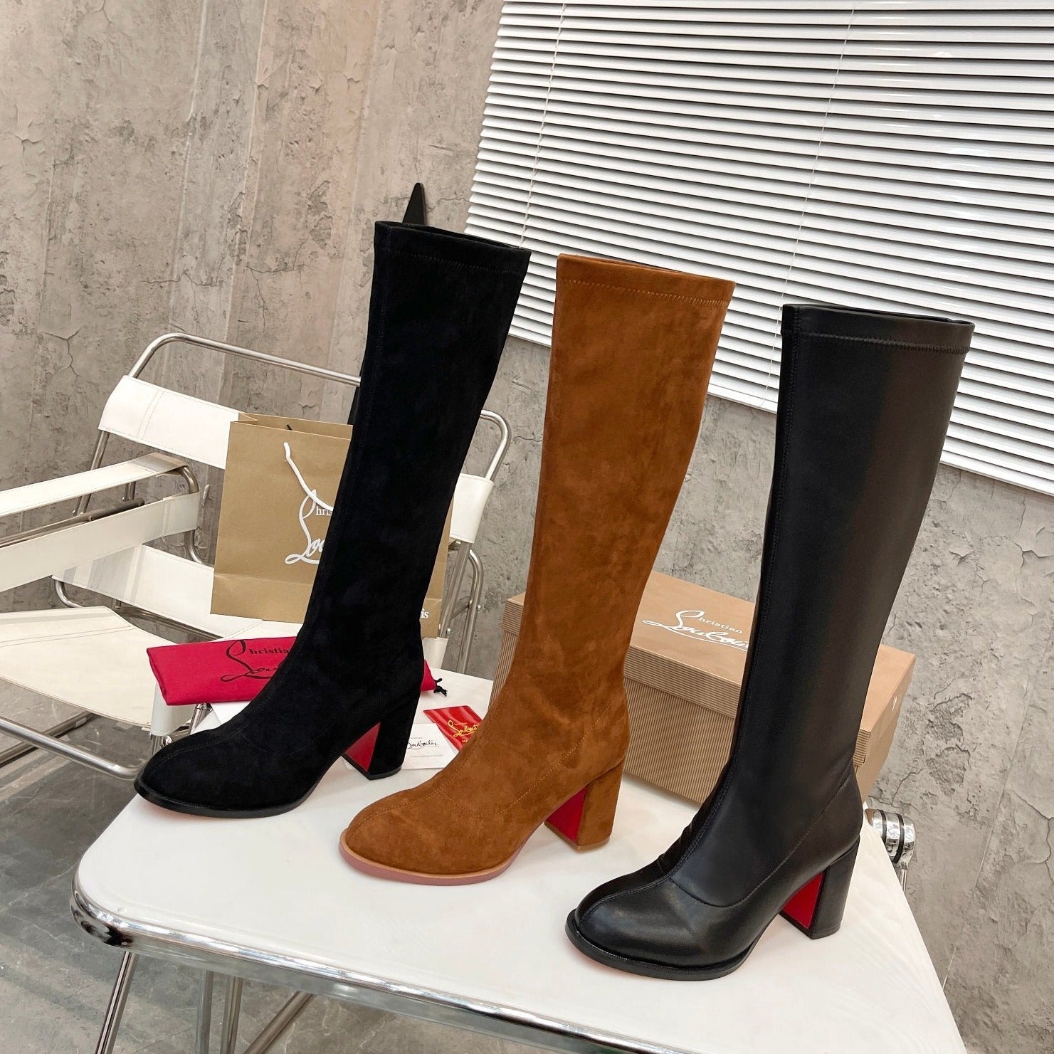 CL*  1:1 VIP velvet boots