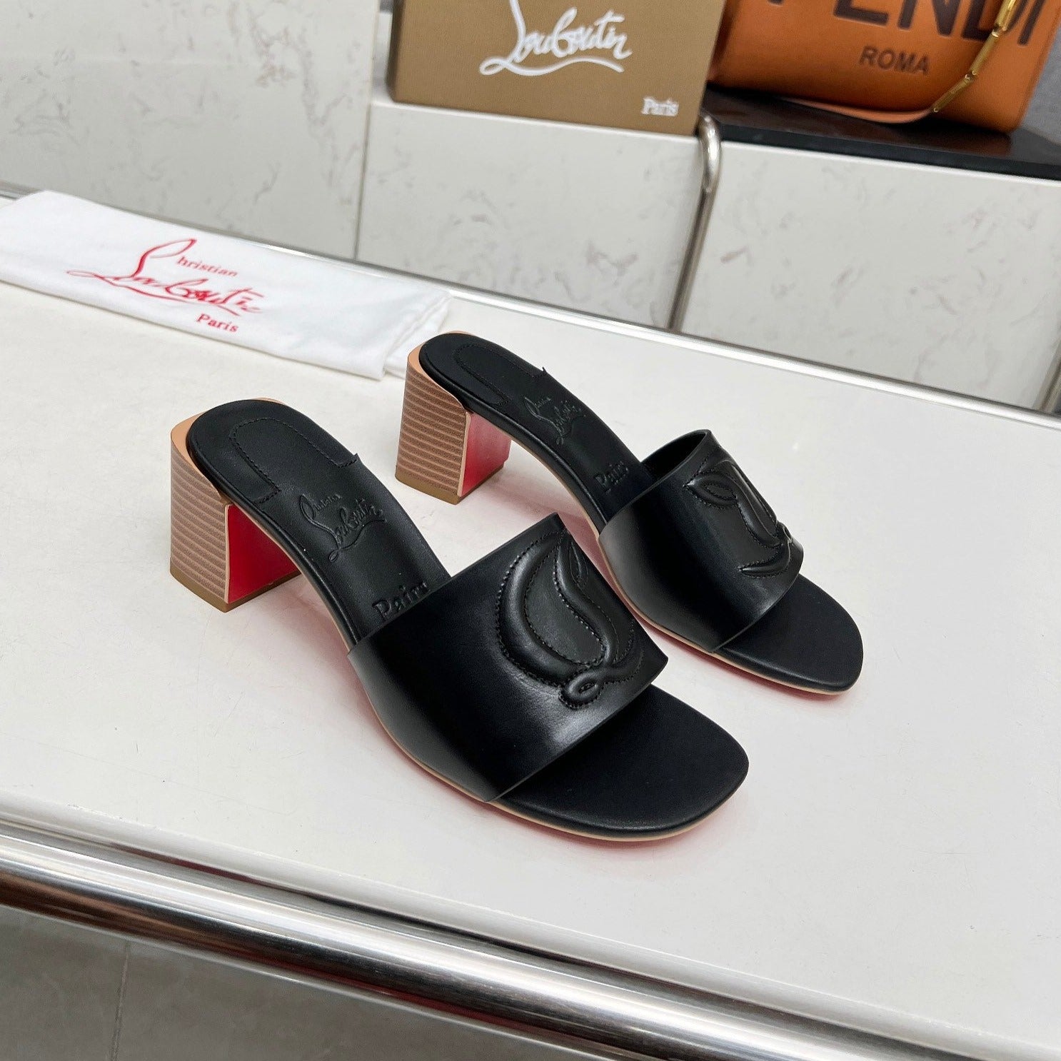 CL* 24 new 1:1 VIP high-heeled slippers