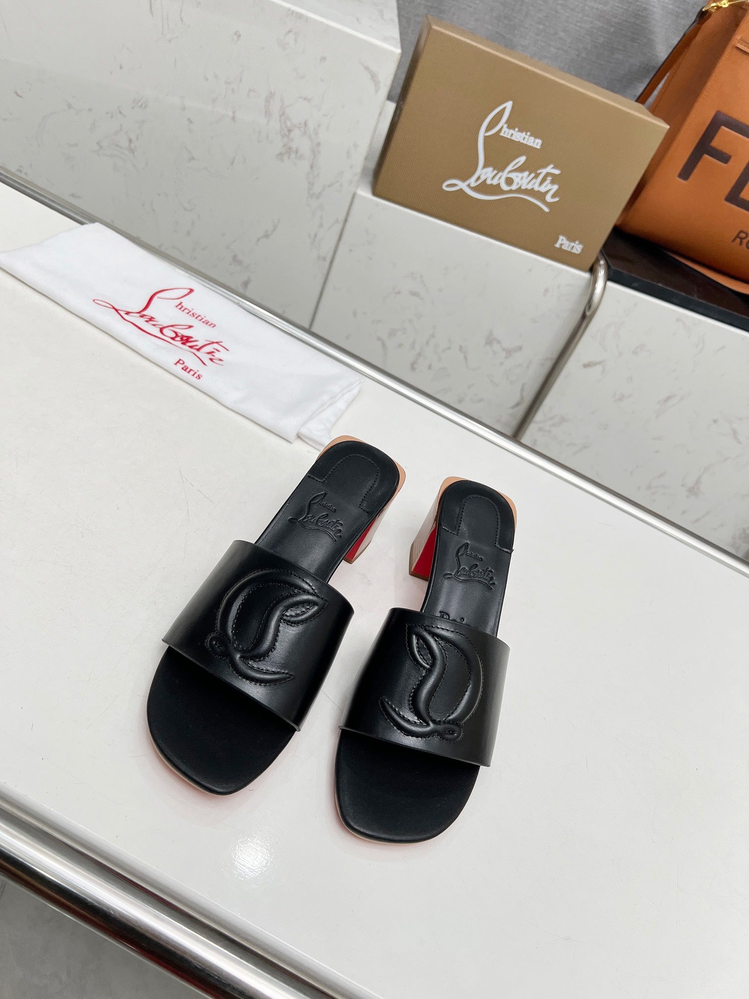 CL* 24 new 1:1 VIP high-heeled slippers