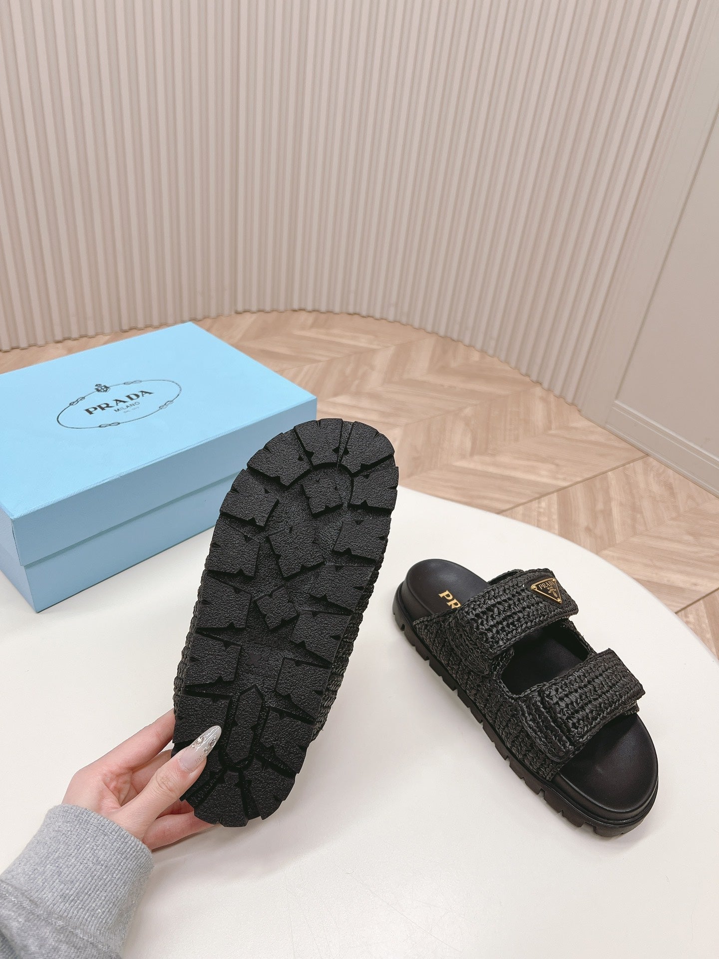 Prada 24 new woven slippers 1:1  VIP