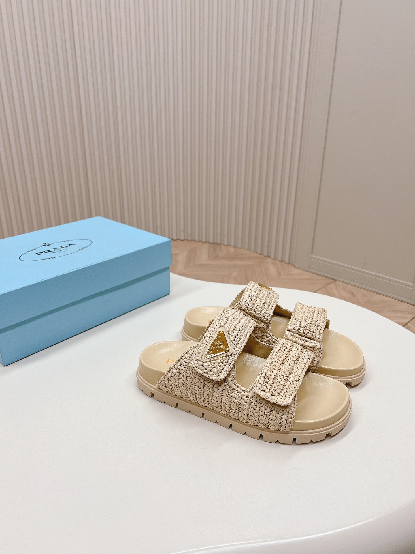 Prada 24 new woven slippers 1:1  VIP