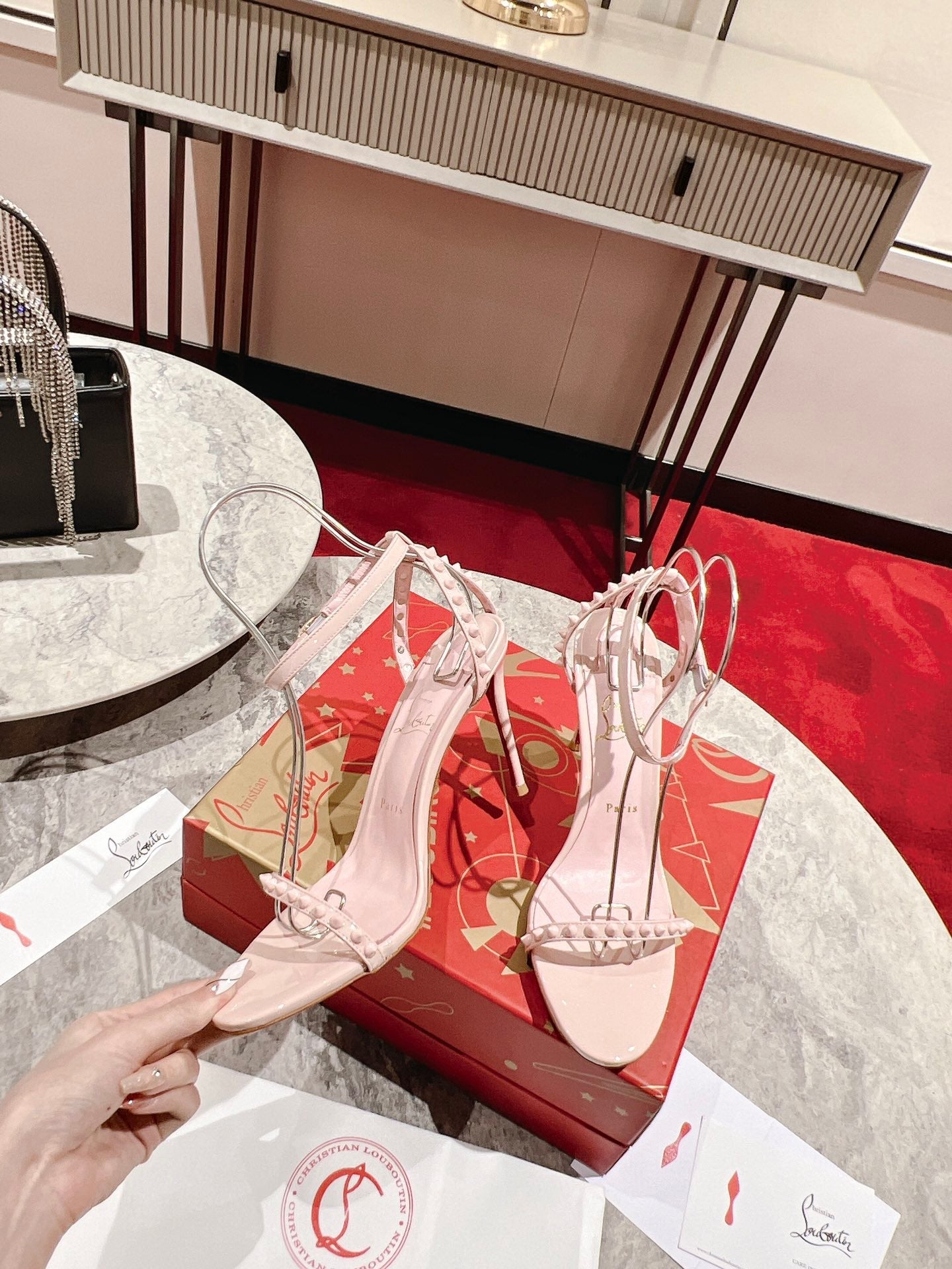 CL*24 spiked one-line sandals 1:1 VIP