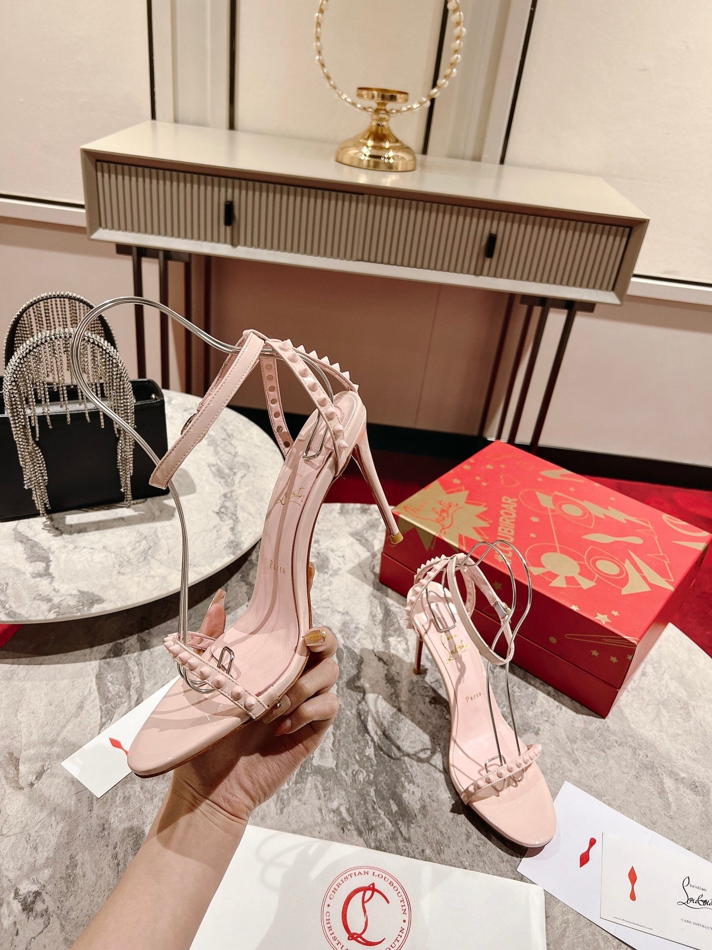 CL*24 spiked one-line sandals 1:1 VIP