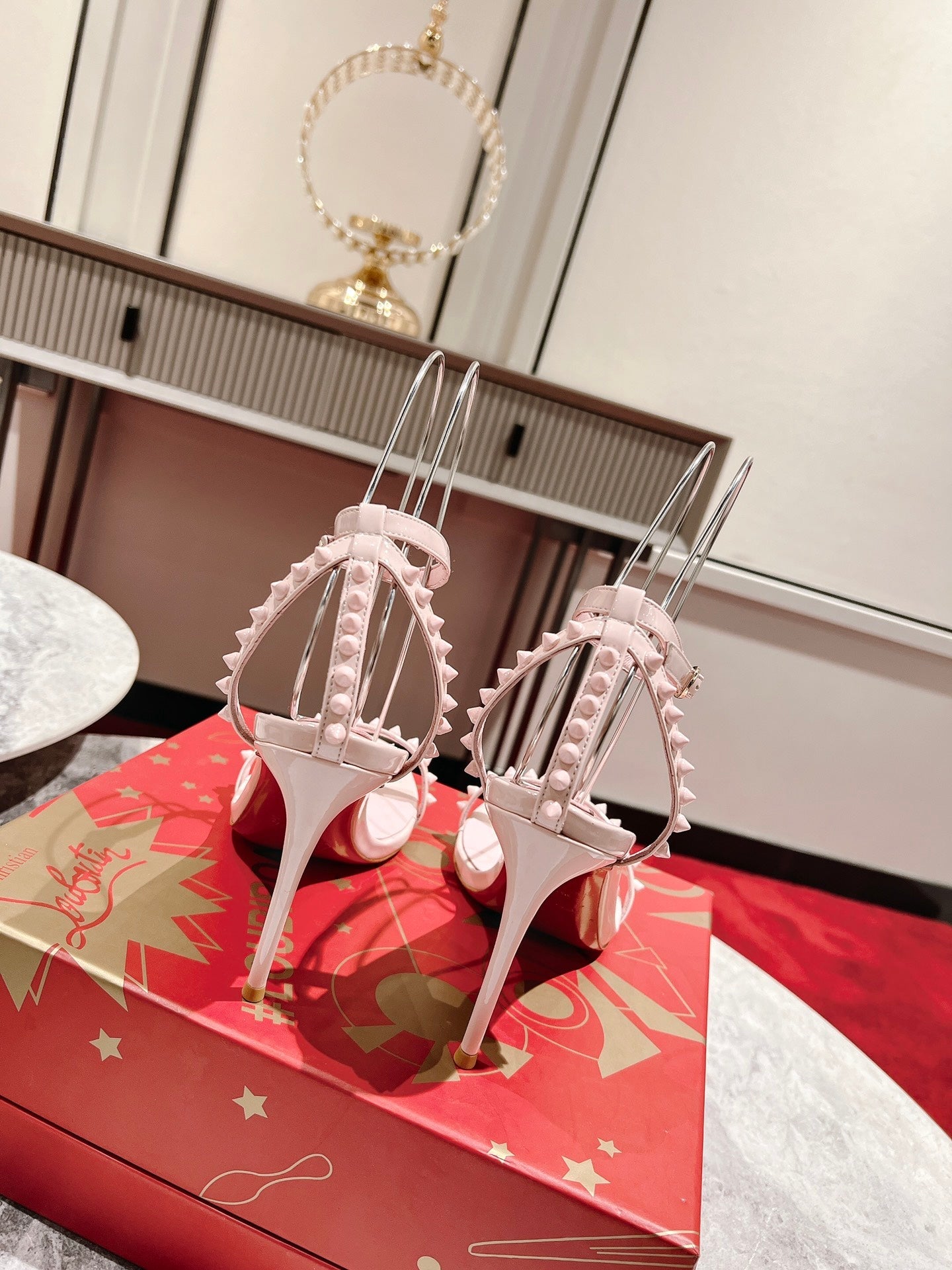 CL*24 spiked one-line sandals 1:1 VIP