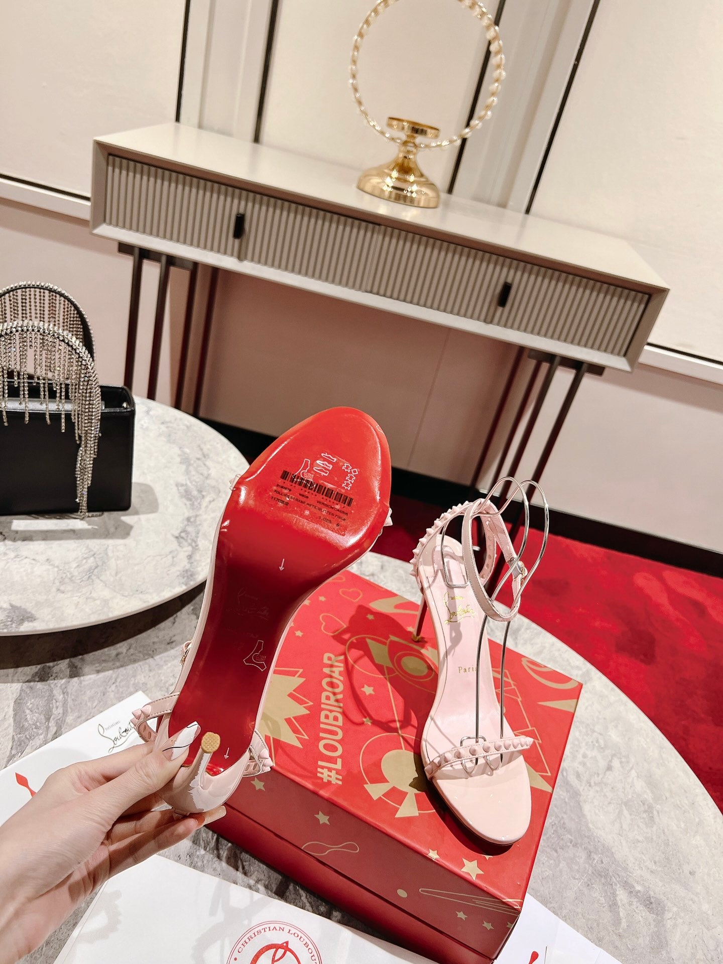 CL*24 spiked one-line sandals 1:1 VIP