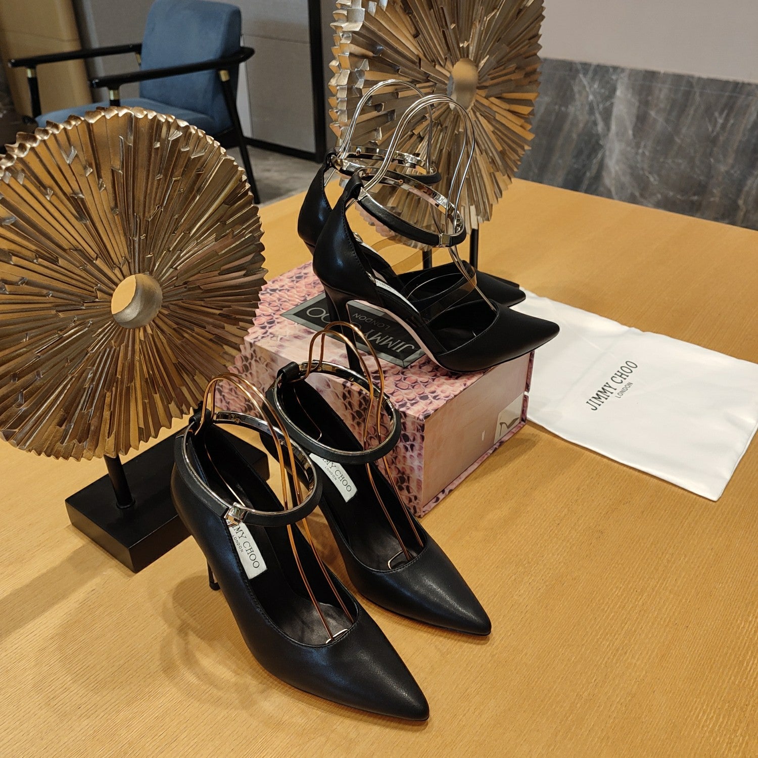 JIMM* 24 VARENNE AVENUE Sandals 1:1 VIP