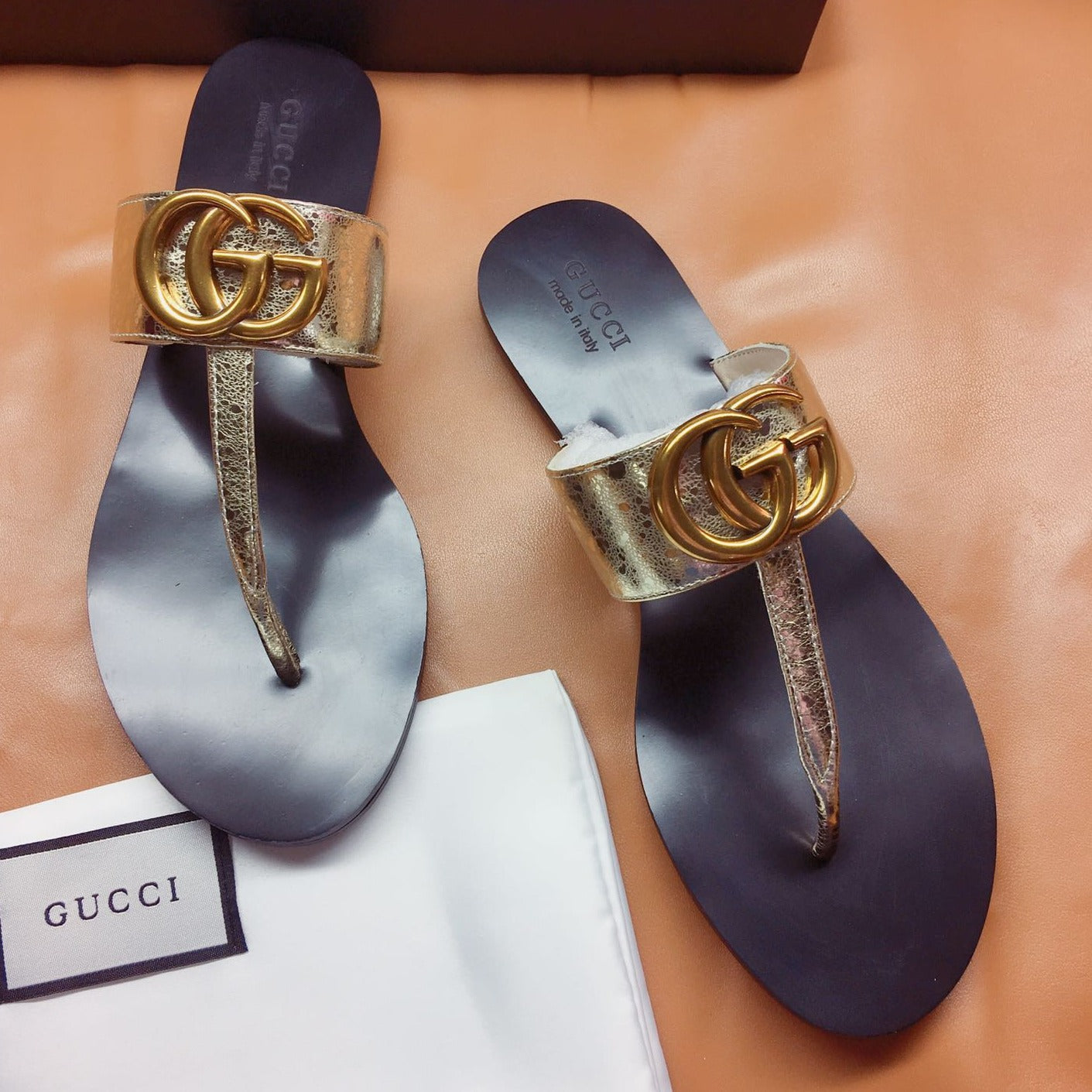 GUC* classic flats