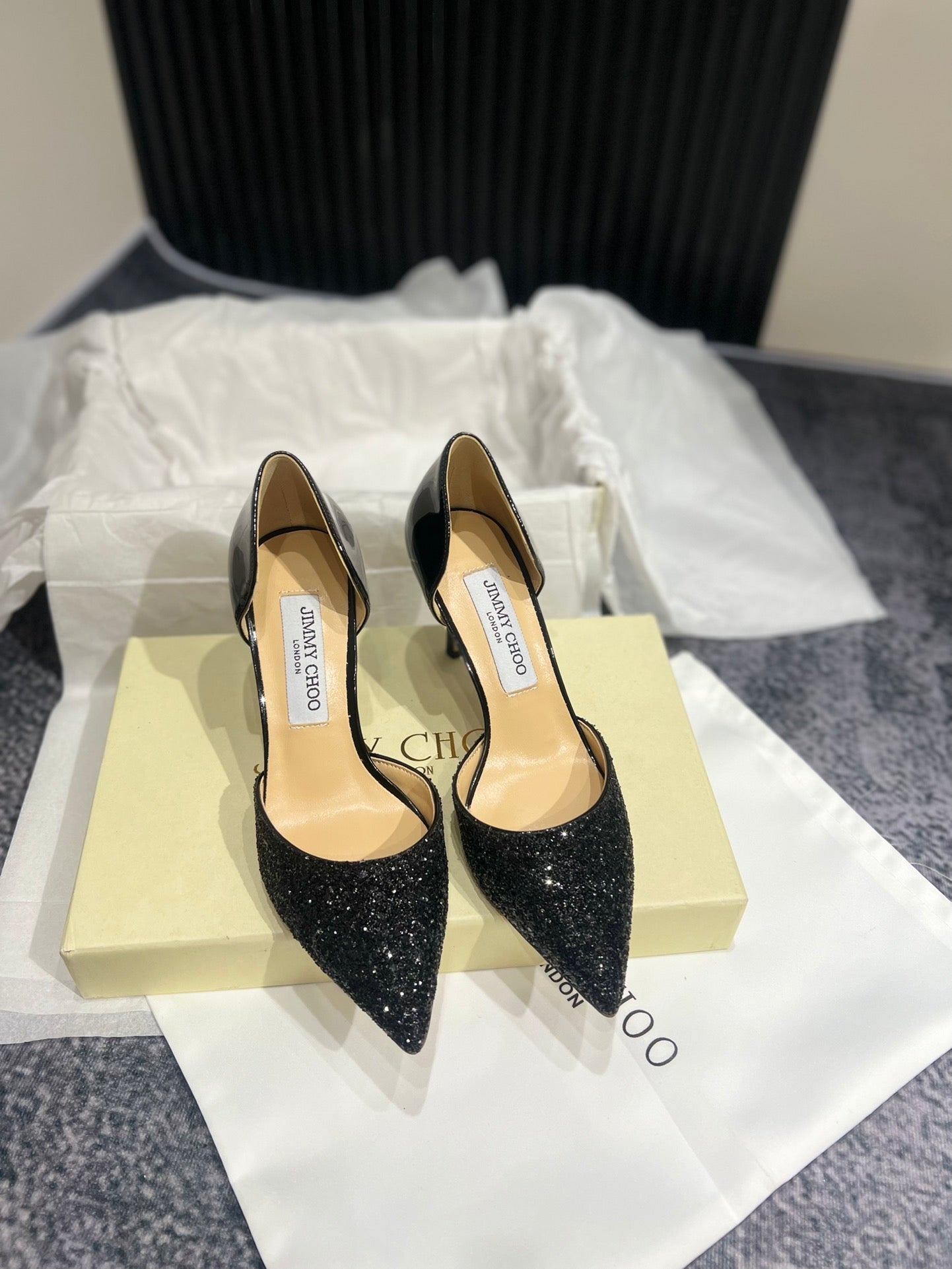 JIM* CHO* sequined shoes