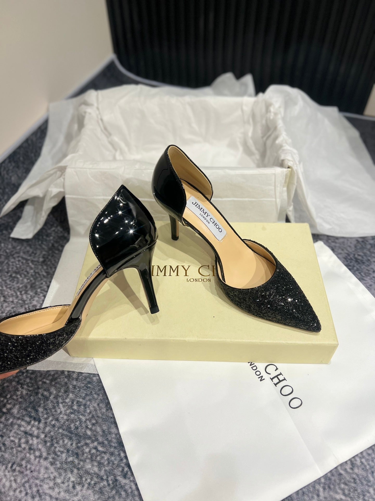 JIM* CHO* sequined shoes