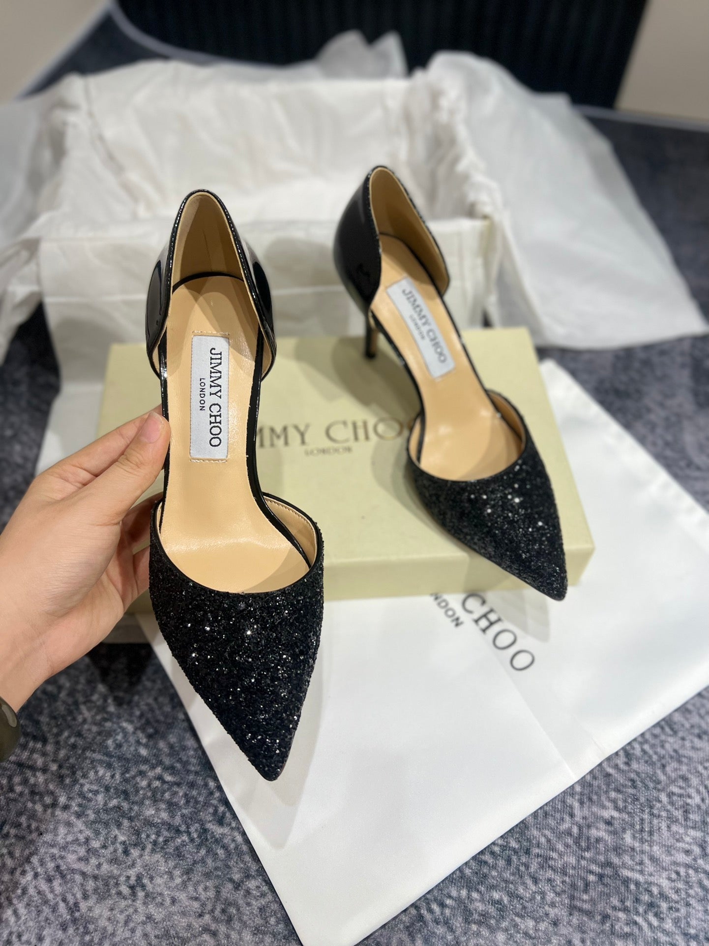 JIM* CHO* sequined shoes