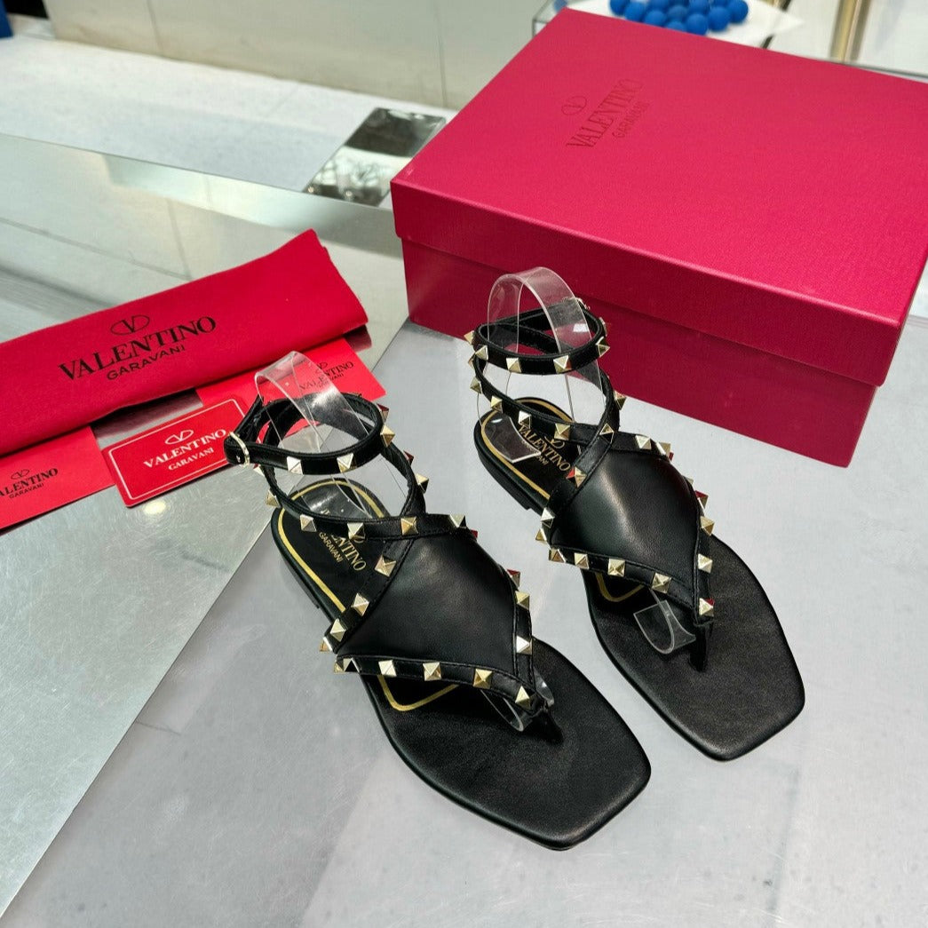 Valentino* 24 new flat sandals with rivets and hollowed-out back  1:1 VIP