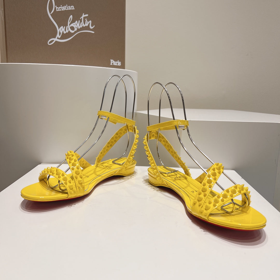 CHRIS* LOUB* 24SS rivet flat sandals 1:1 VIP