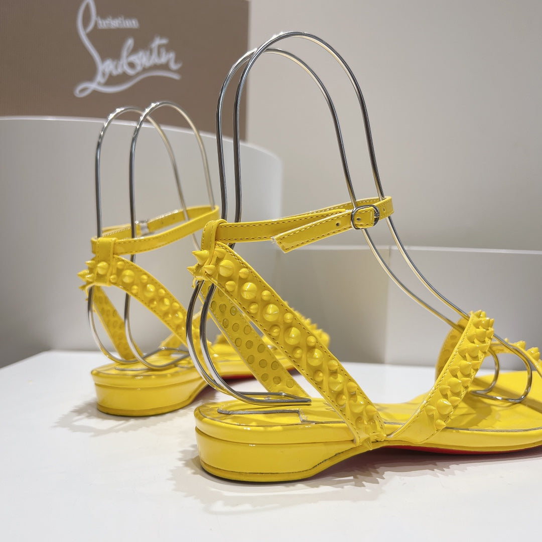 CHRIS* LOUB* 24SS rivet flat sandals 1:1 VIP