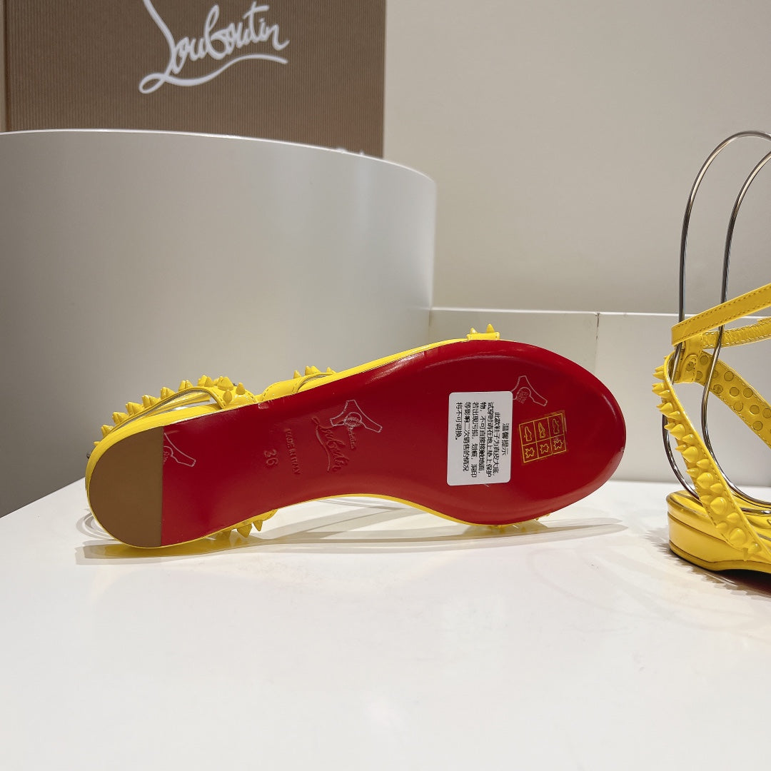 CHRIS* LOUB* 24SS rivet flat sandals 1:1 VIP