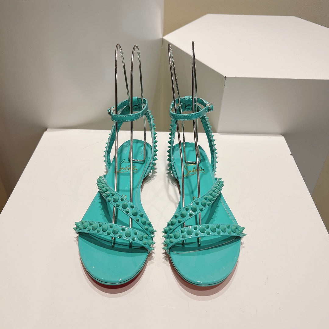 CHRIS* LOUB* 24SS rivet flat sandals 1:1 VIP