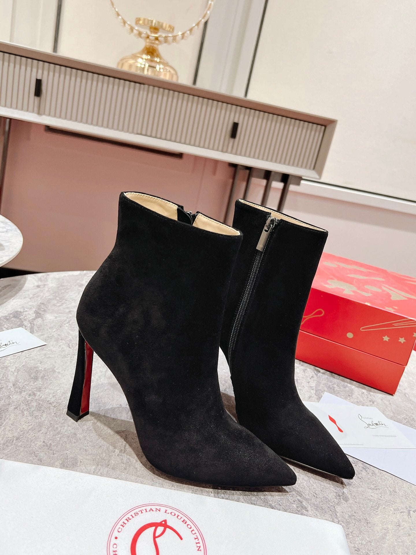 CHRIS* LOUB* 24SS Banana Heel High Heel Boots 1:1 VIP