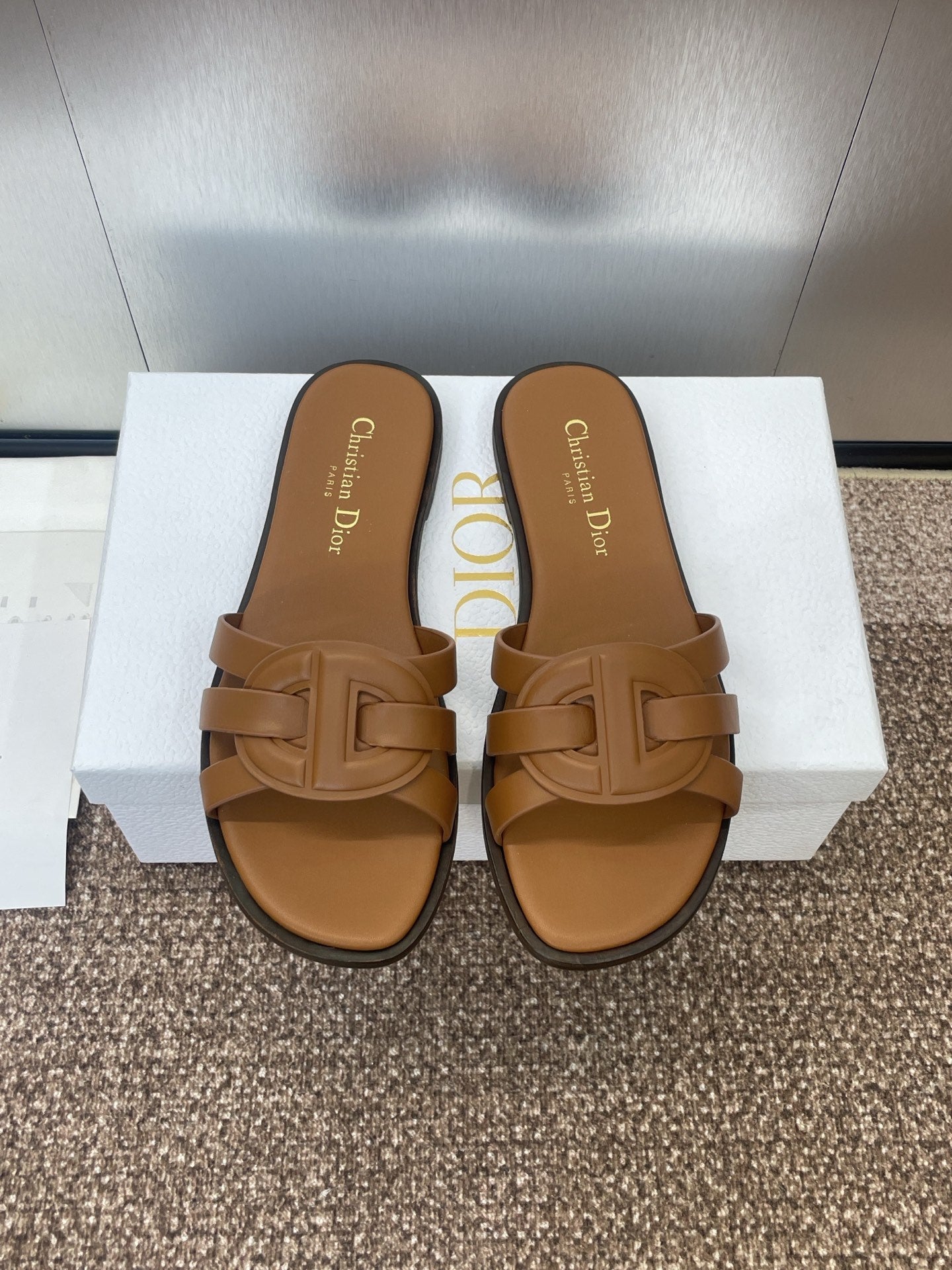DIO* 25SS hollow cross slippers VIP