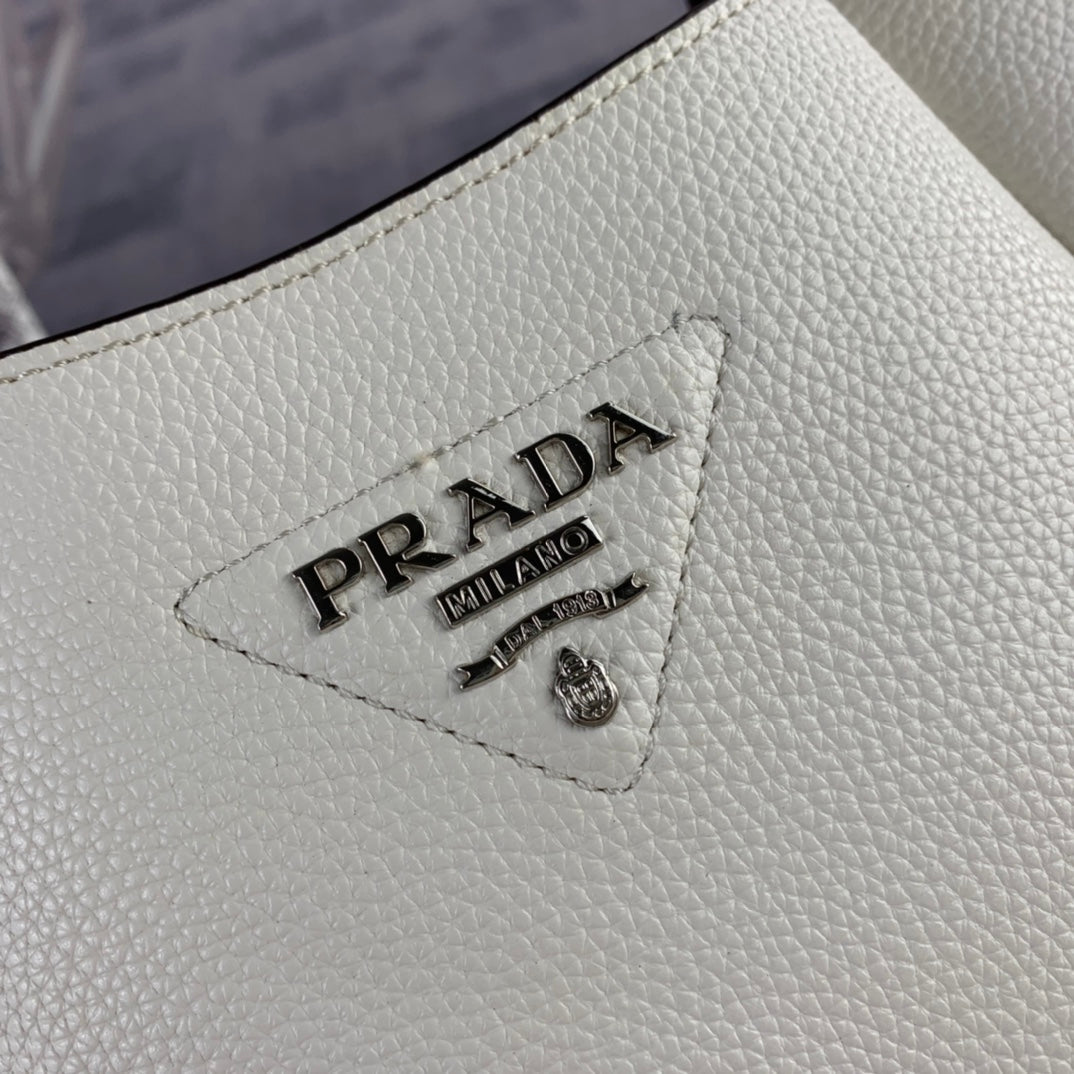 PRA* 25SS Tote Bag