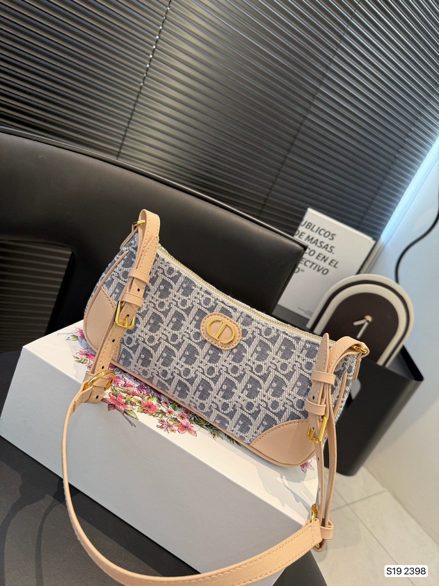 DIO* 25SS Underarm Bag