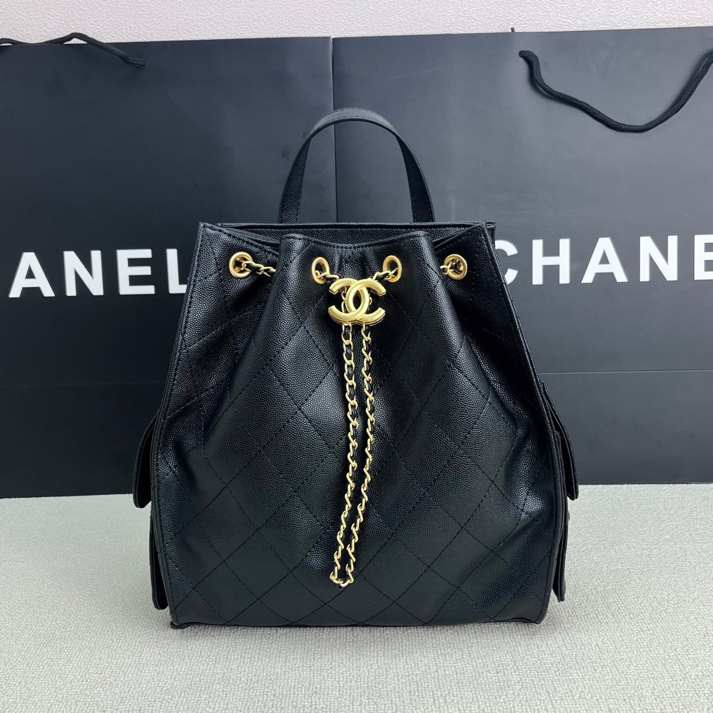 CHNA* 25SS Bucket Bag