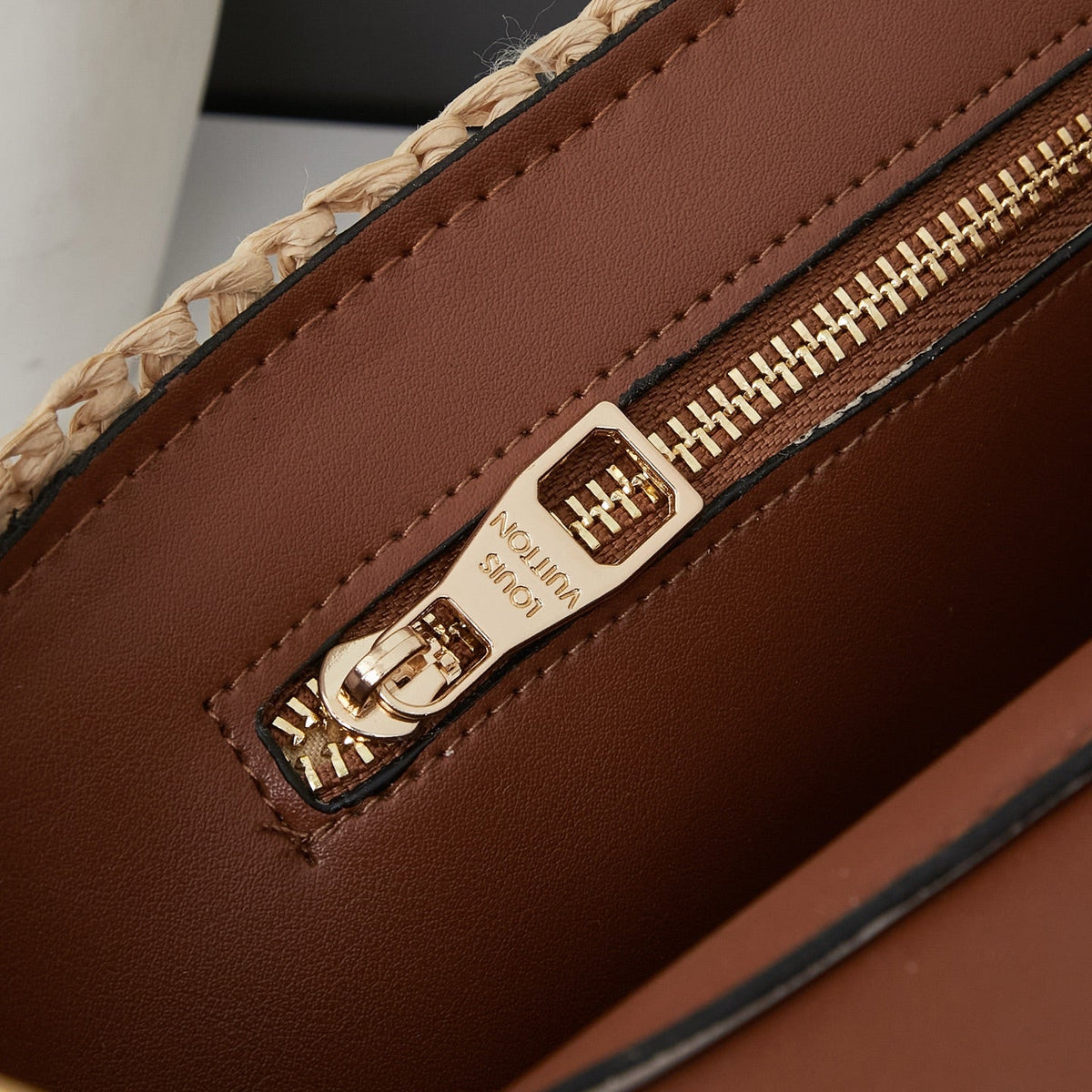 LOU* 25SS woven raffia bag