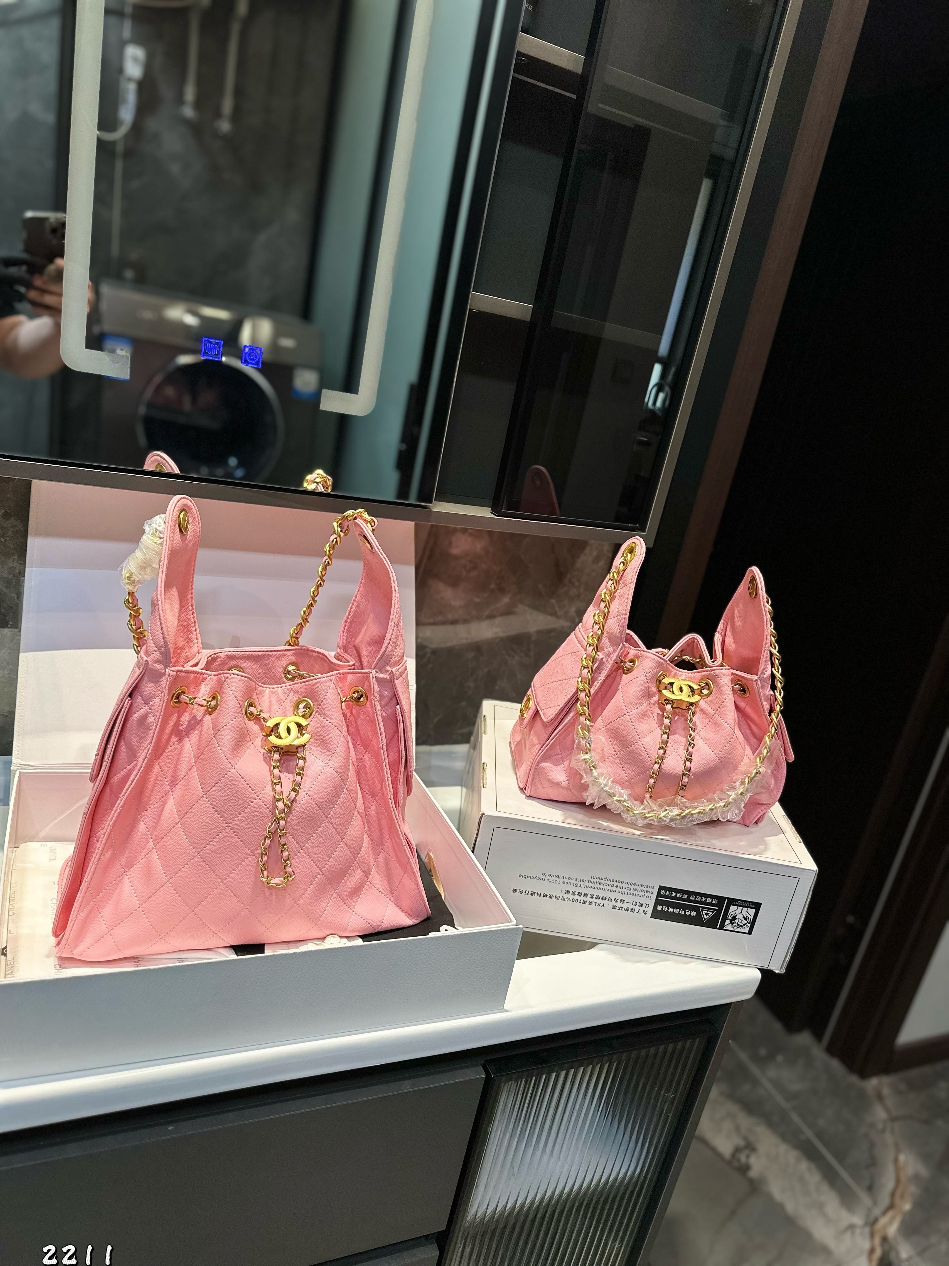 25SS HOBO Underarm Bag