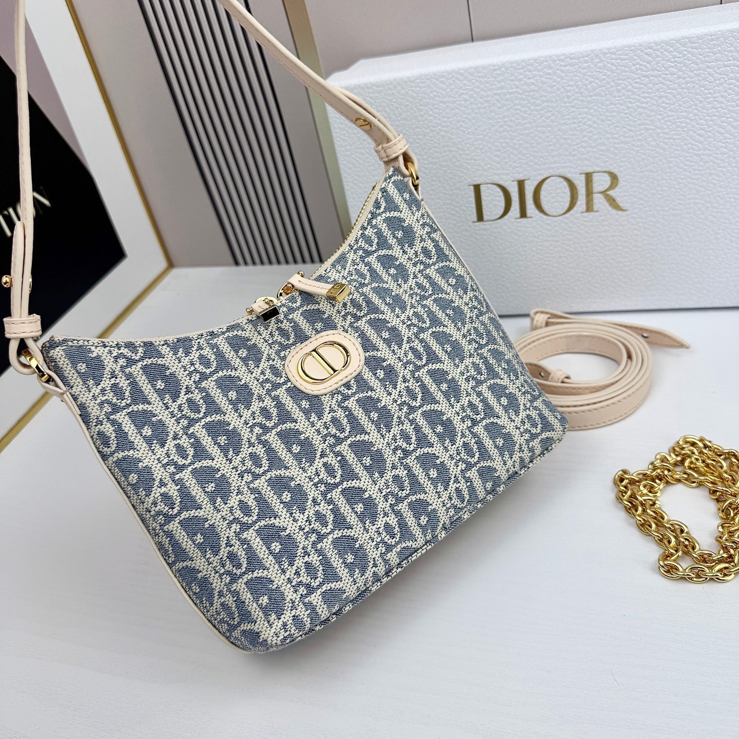 DIO* 25SS chain bag