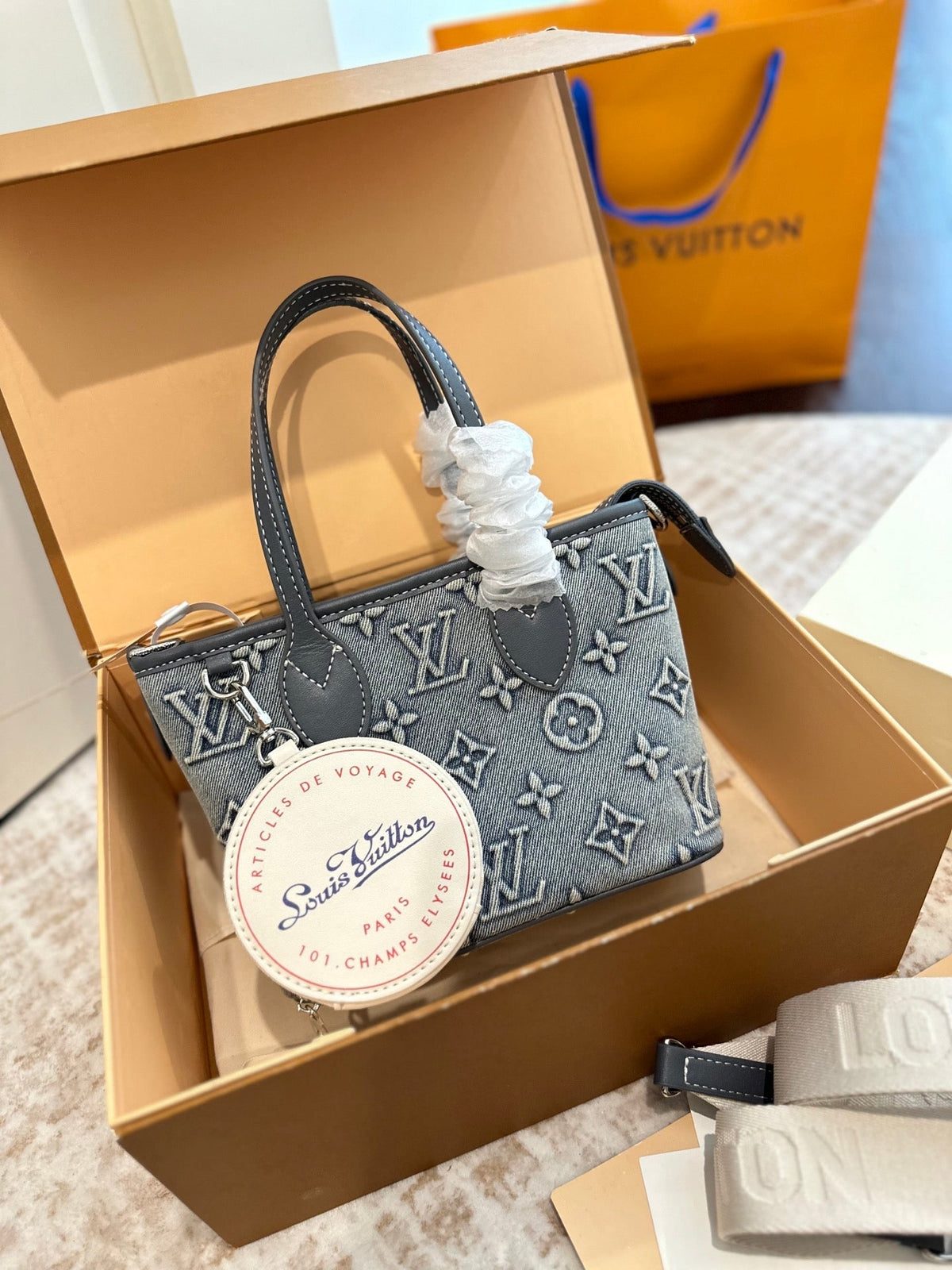 LOU* 25SS denim shopping bag