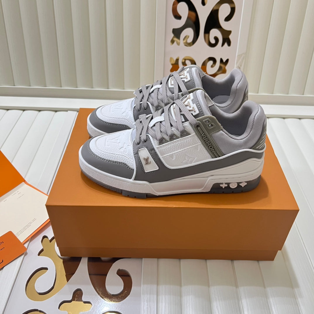 LOU* TRAINER Series (13 colors)