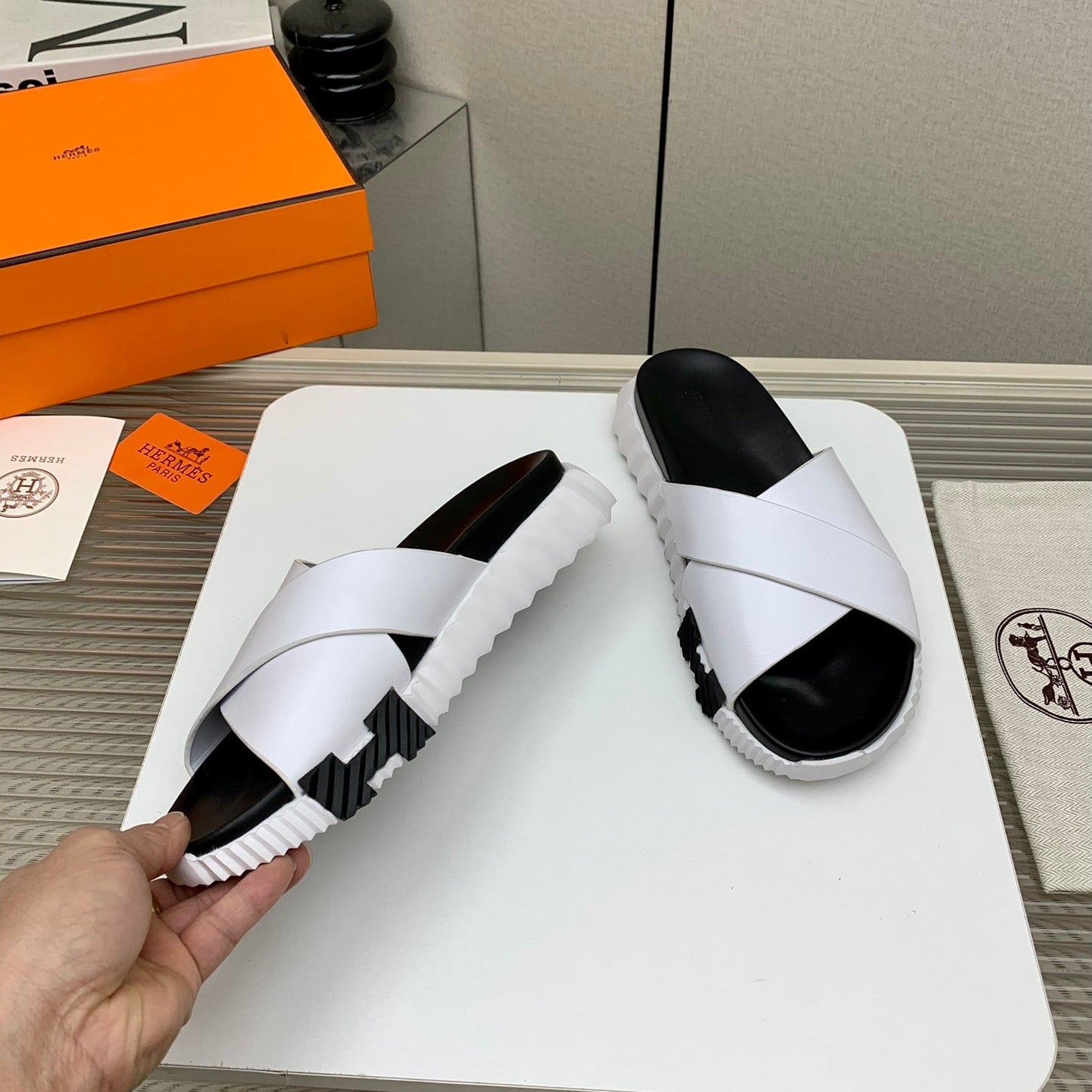 HER* 25SS beach slippers