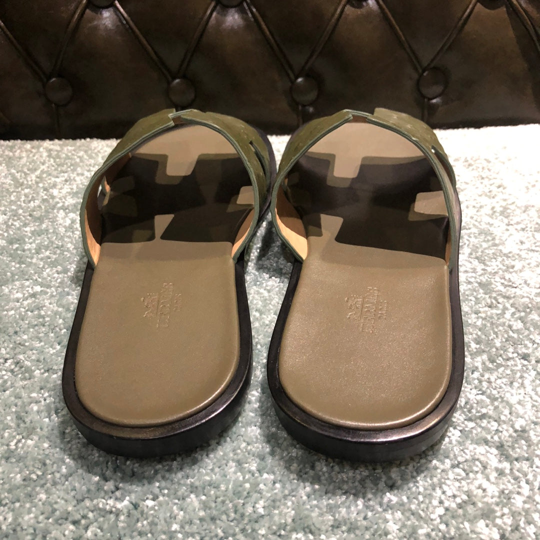 HER* leather slippers