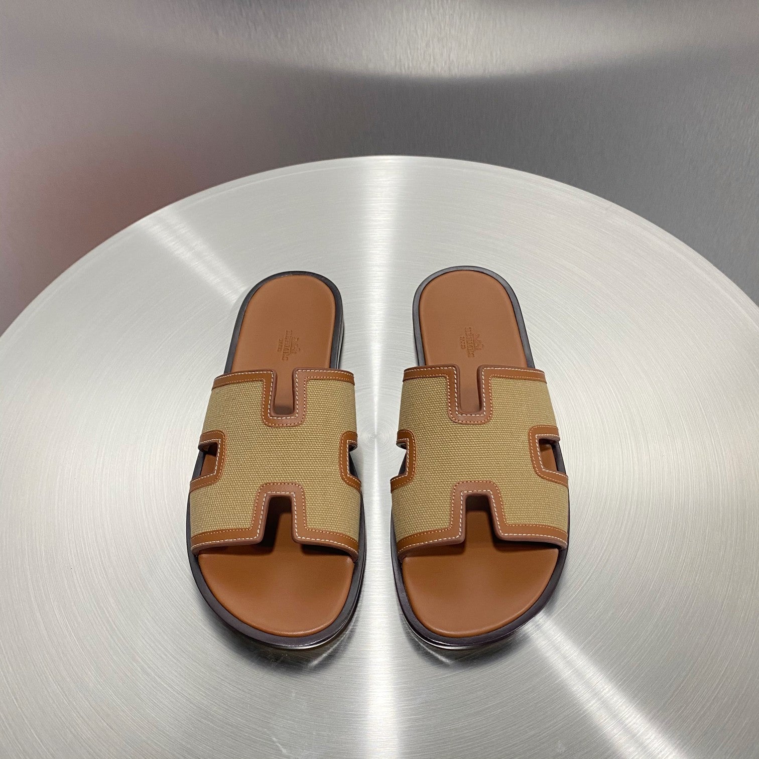 HER* Beach Slippers