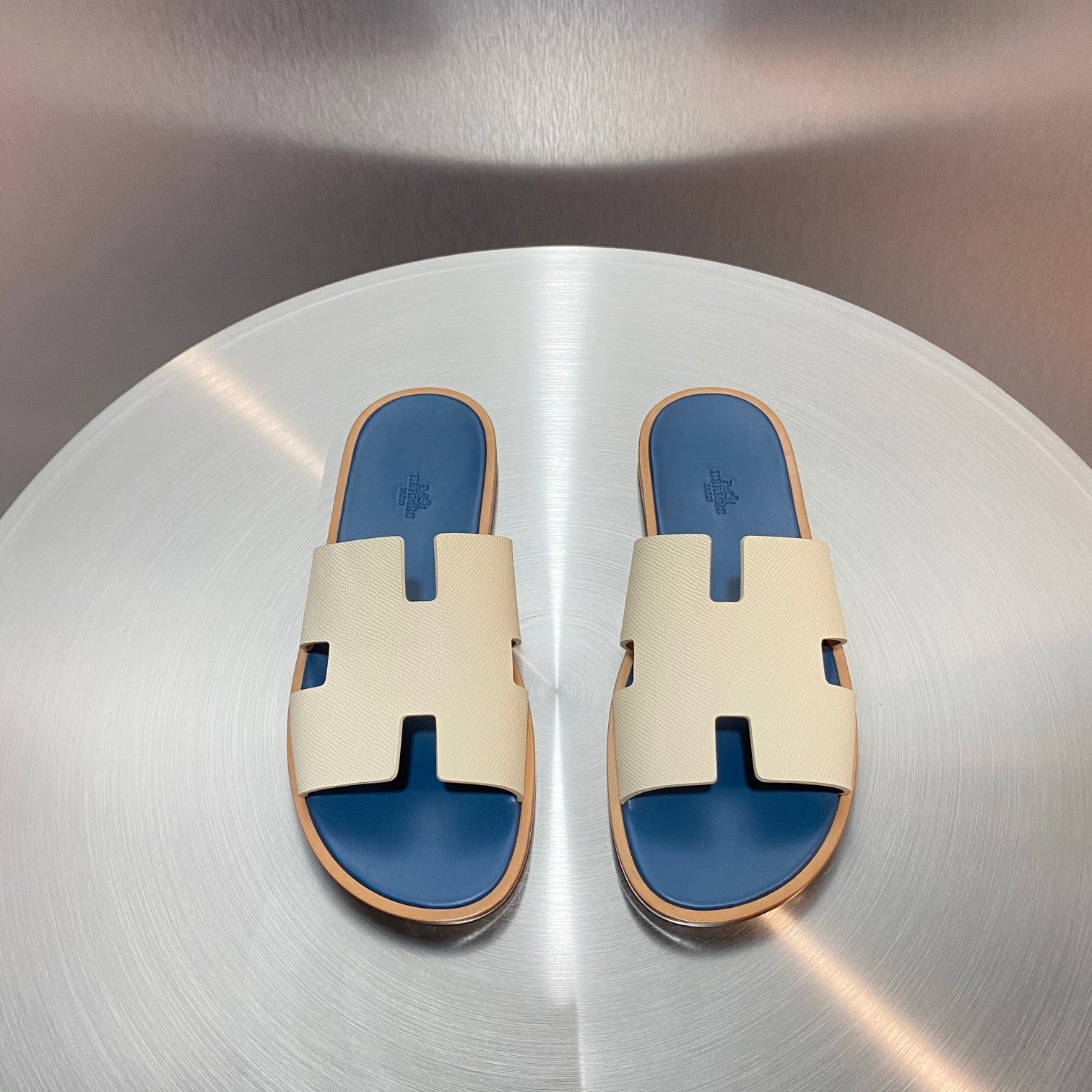 HER* Beach Slippers