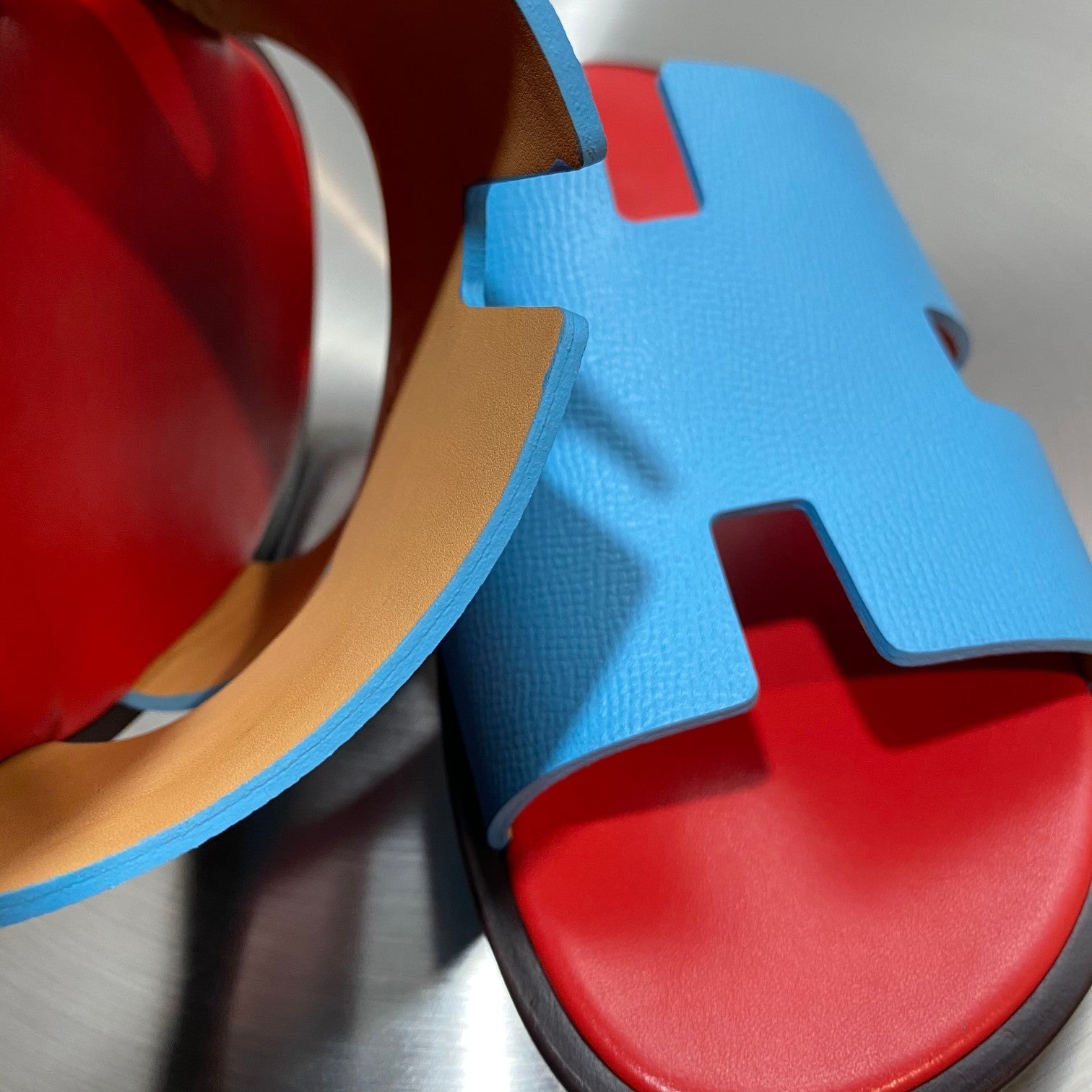 HER* Beach Slippers
