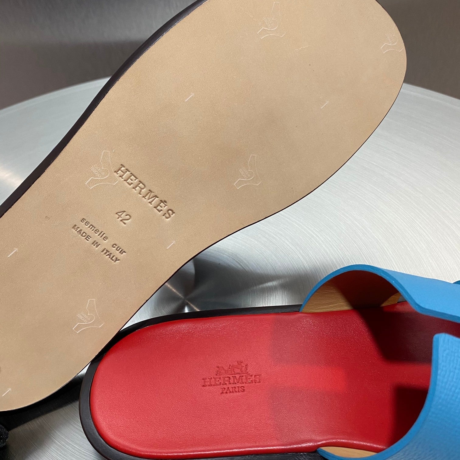 HER* Beach Slippers