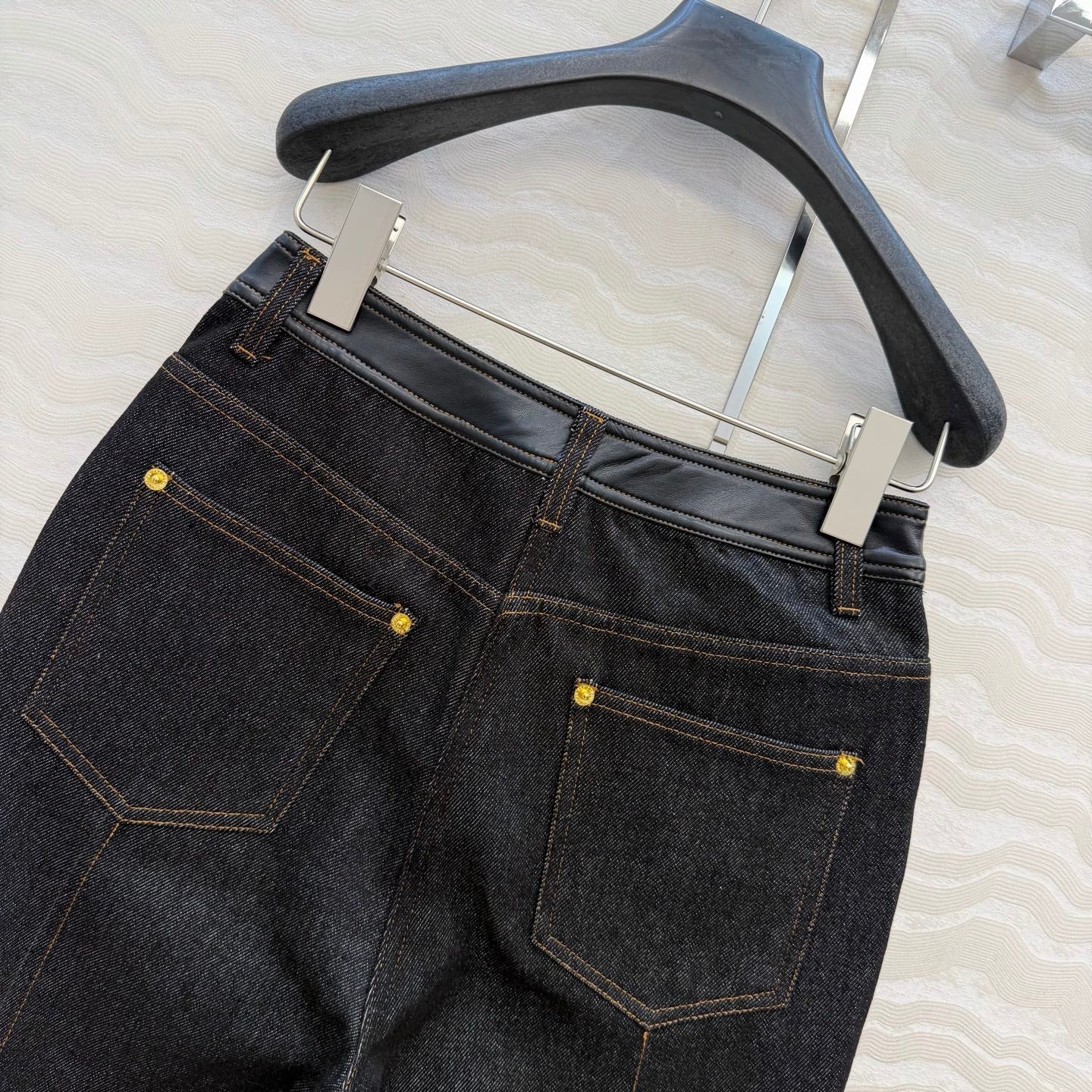 LV 26SS Denim Jacket/High-Waisted Straight-Leg Pants