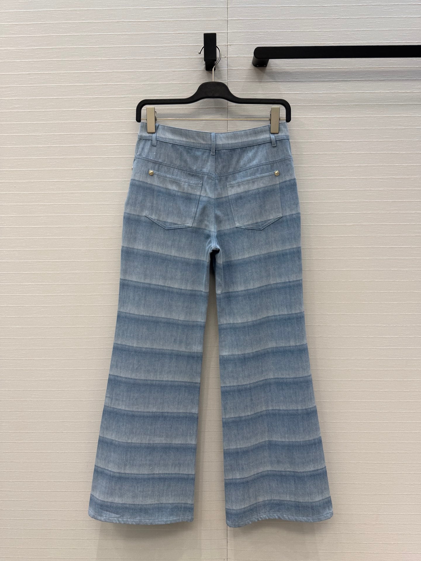 Chanel 26SS Resort Collection: Denim Jacket / High-Waisted Wide-Leg Trousers