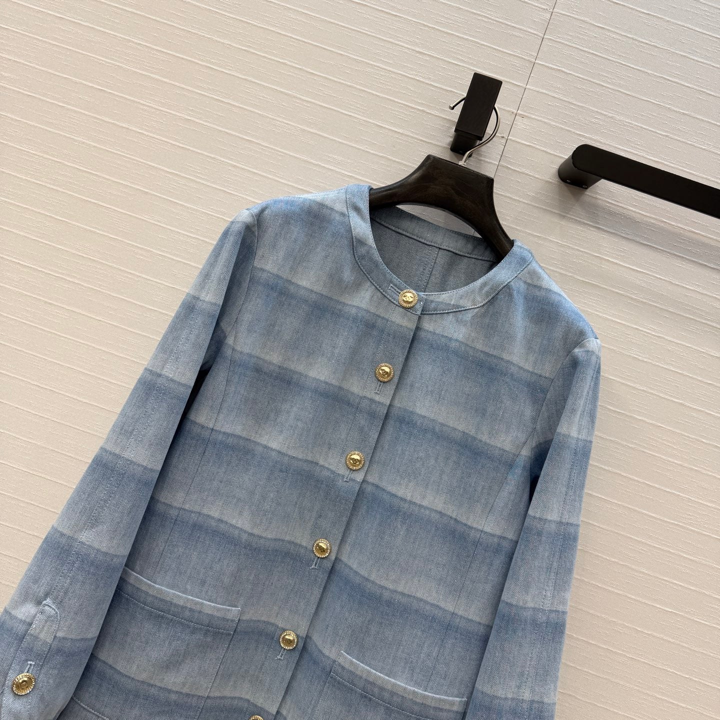 Chanel 26SS Resort Collection: Denim Jacket / High-Waisted Wide-Leg Trousers