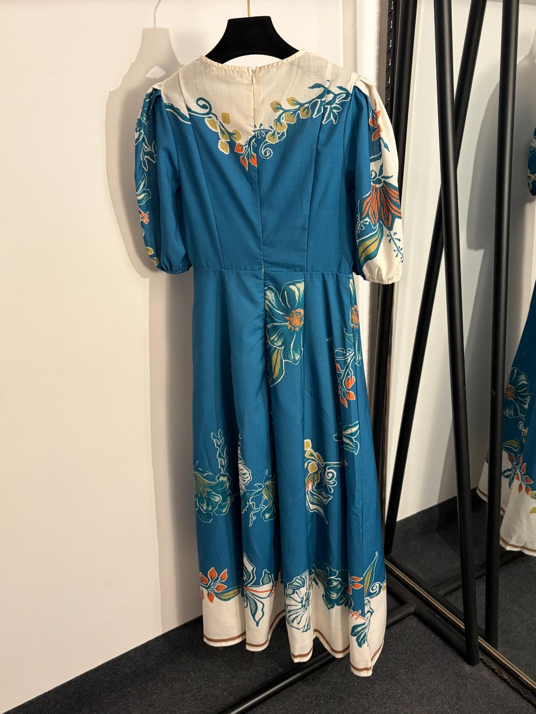 2026SS Printed Crew-Neck Waist-Cinching Dress