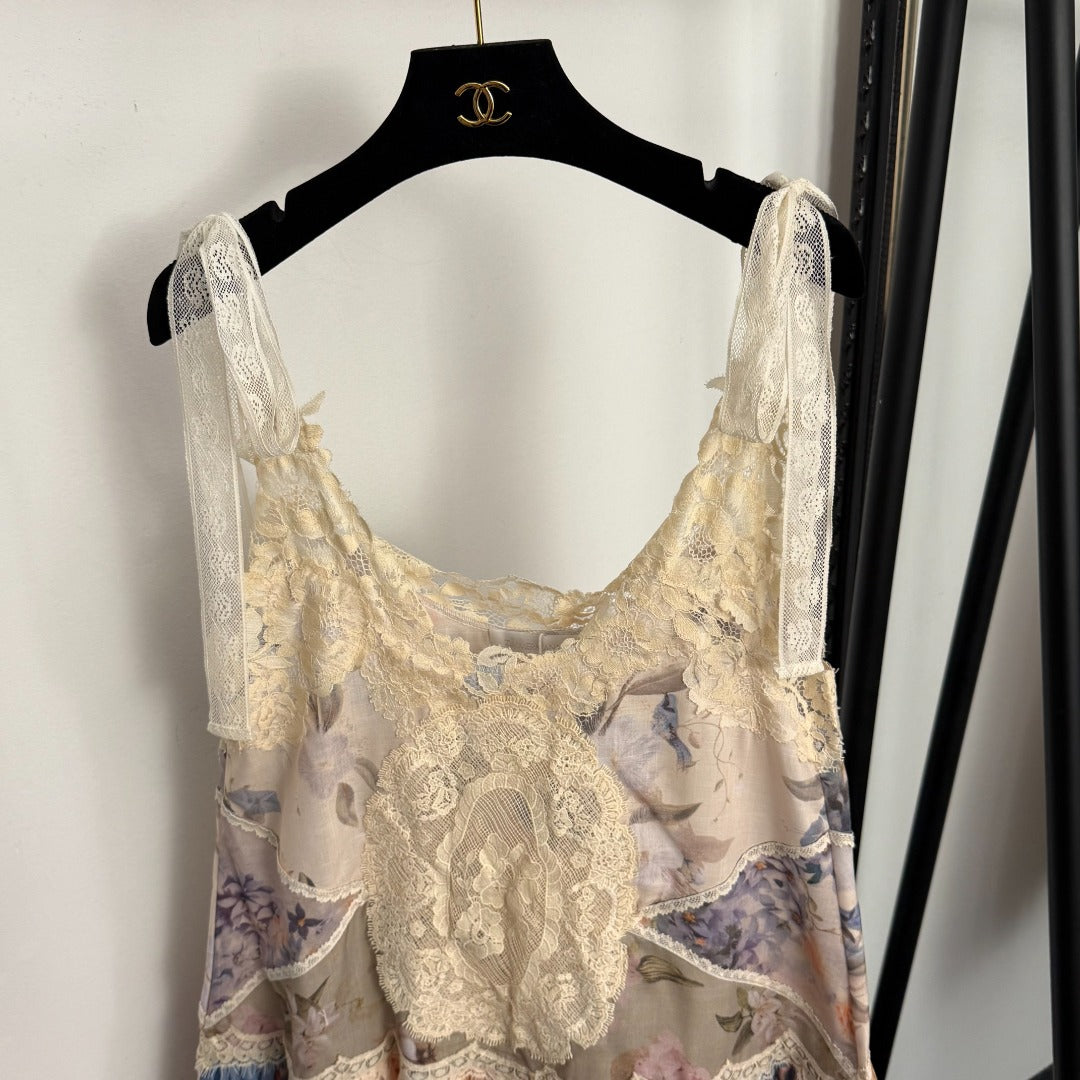 Color-block Strappy Dress with Lace Embroidery