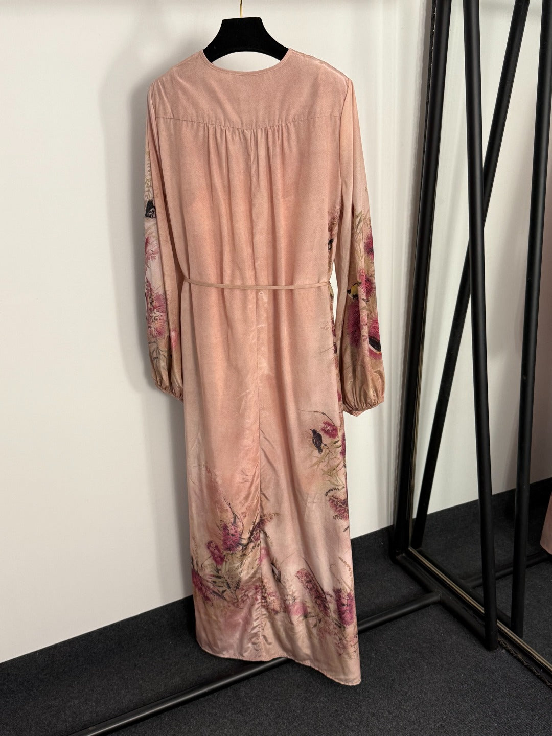 Elegant Floral-Print Waist-Cinching Dress