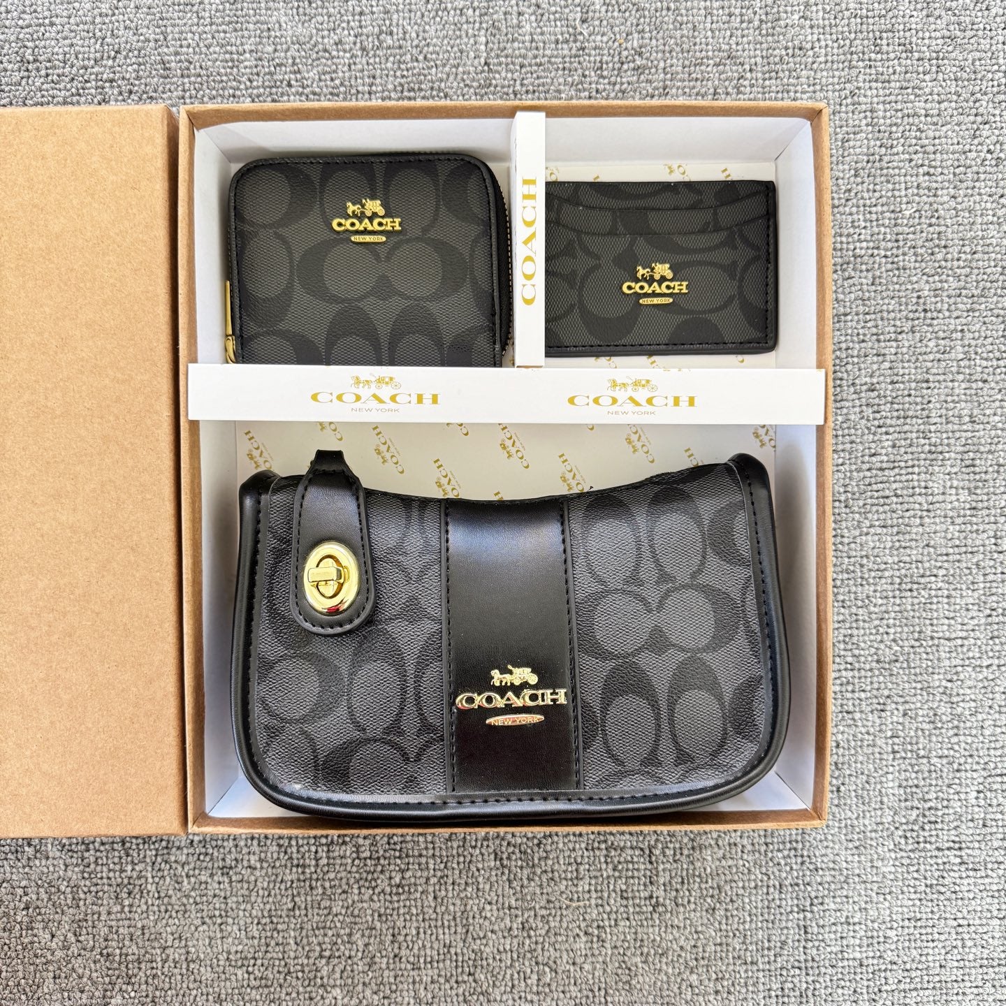 Coh Gift Box Bag