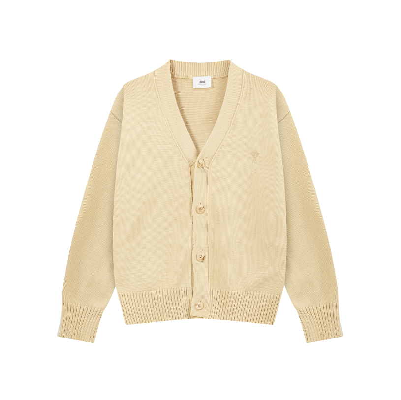 AM* V-neck cardigan with heart embroidered wool