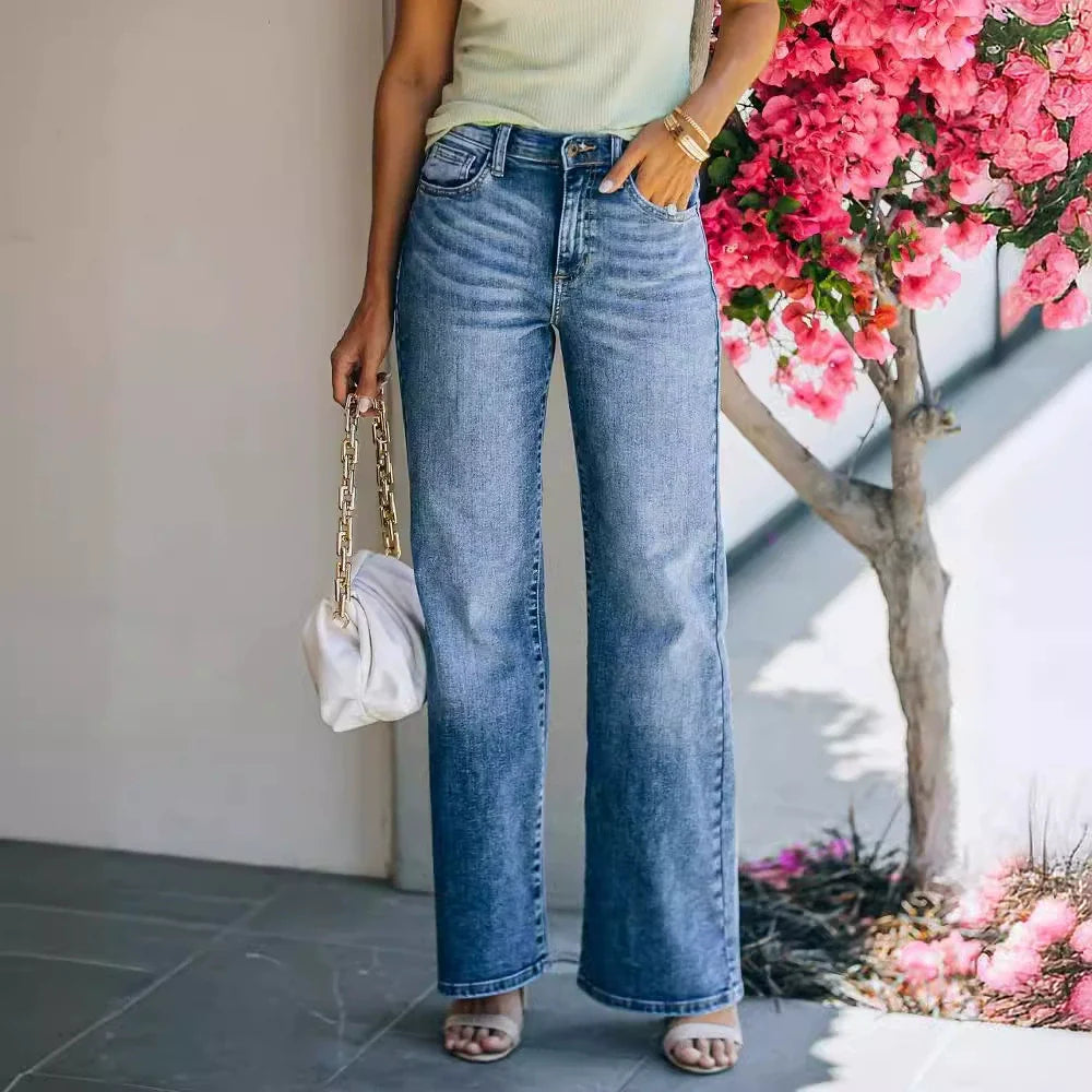 Casual mid-rise jeans